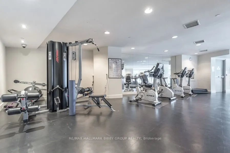 208 Queens Quay W #1911