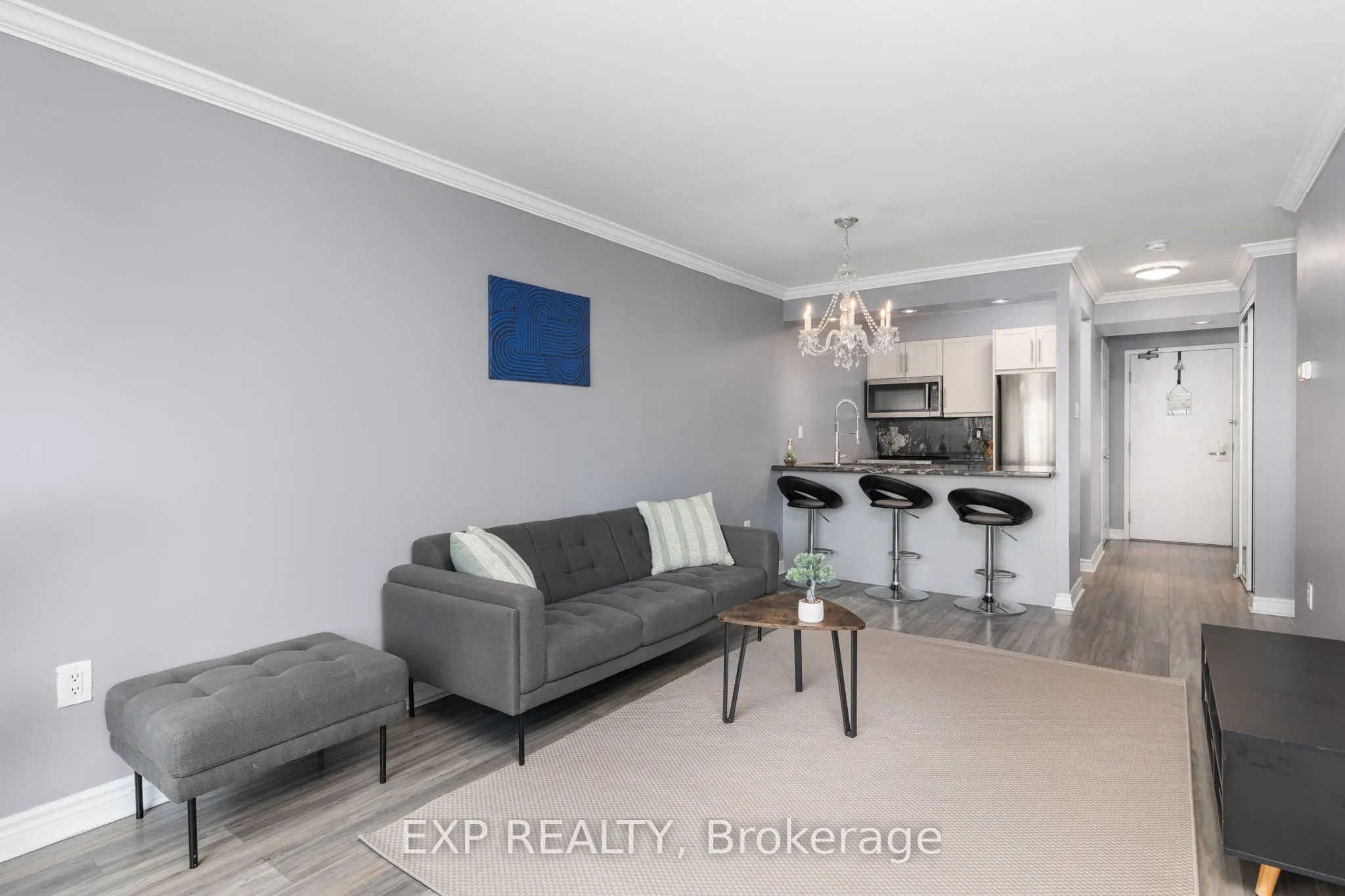 889 Bay Street #409