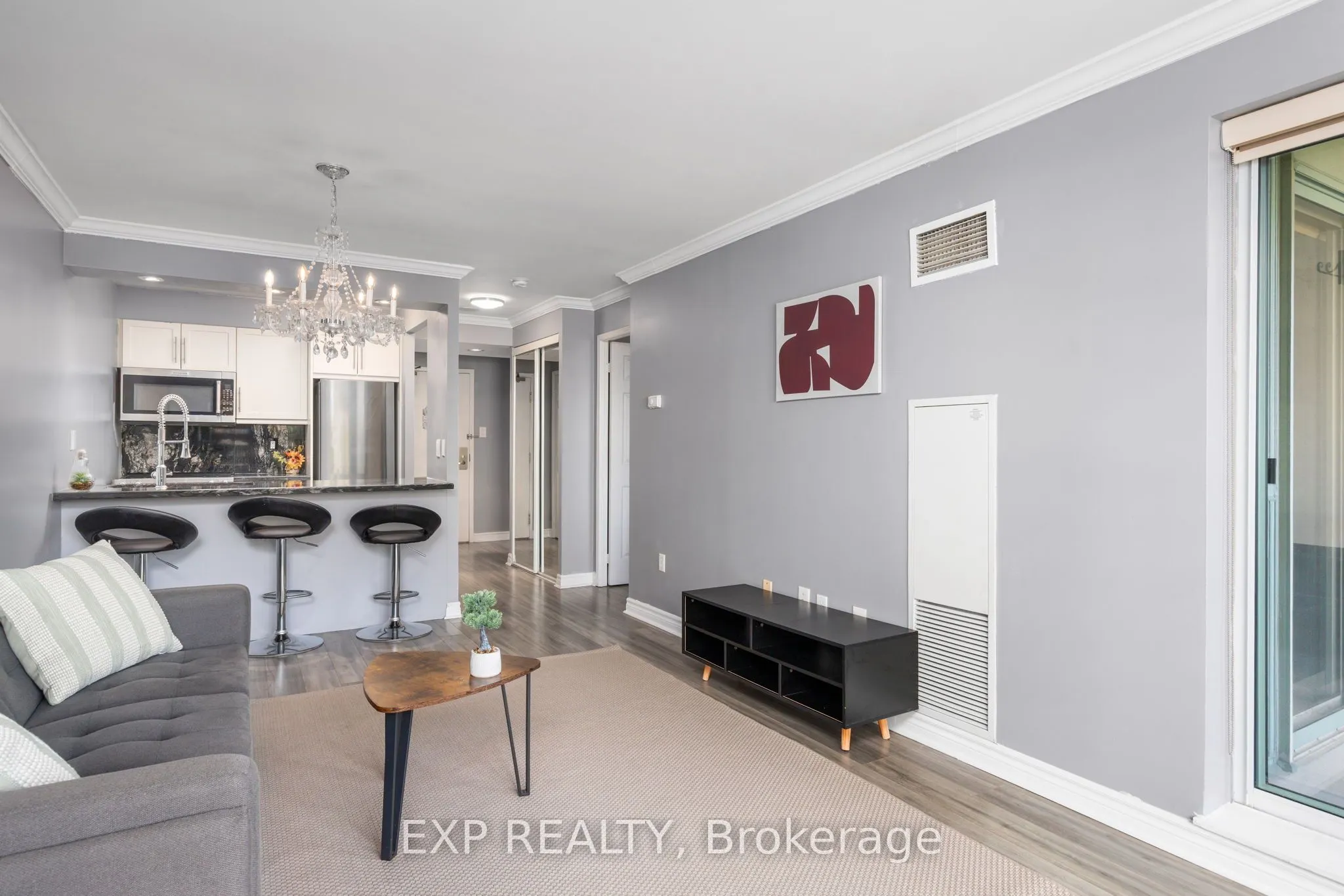 889 Bay Street #409