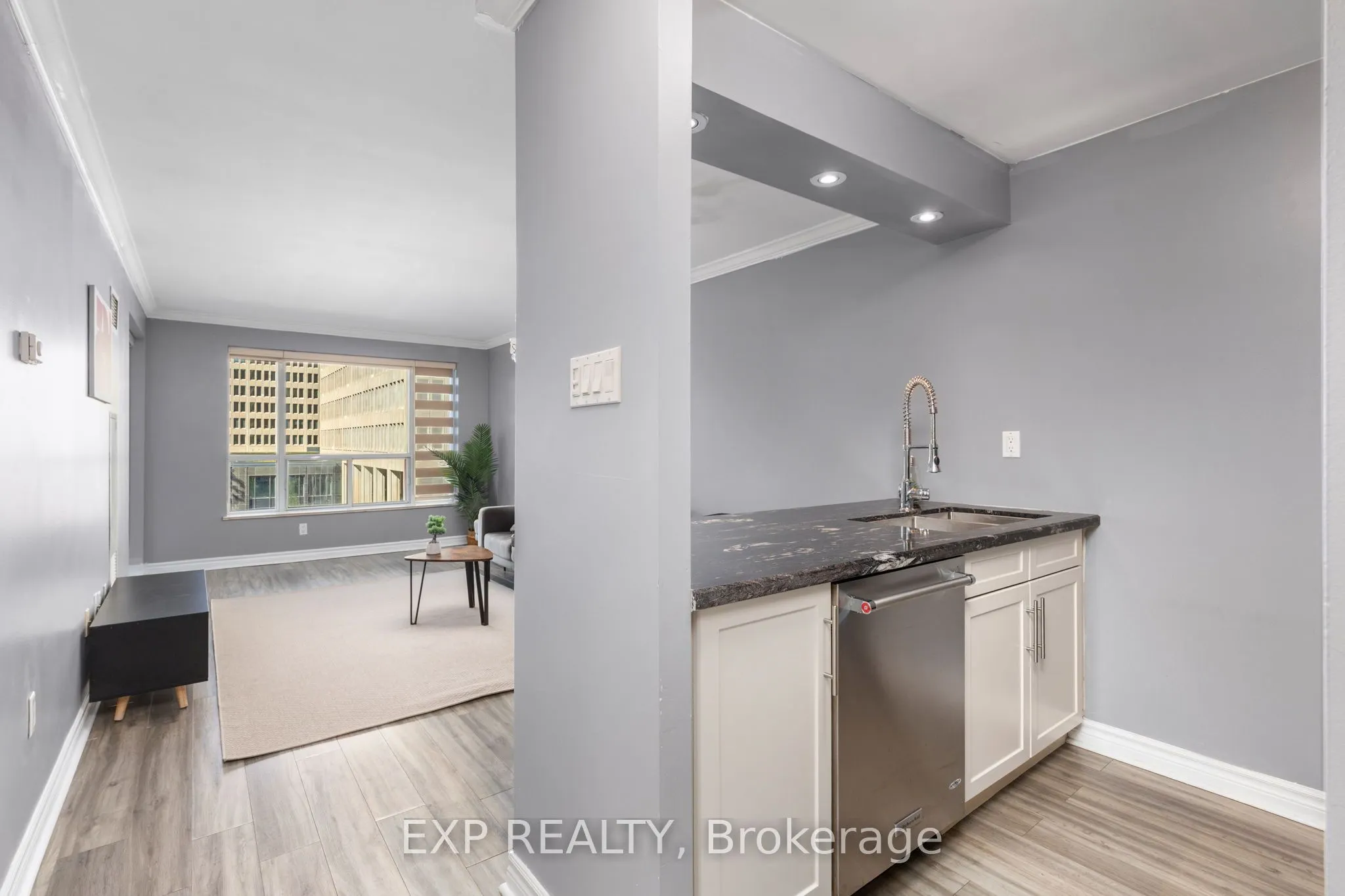 889 Bay Street #409