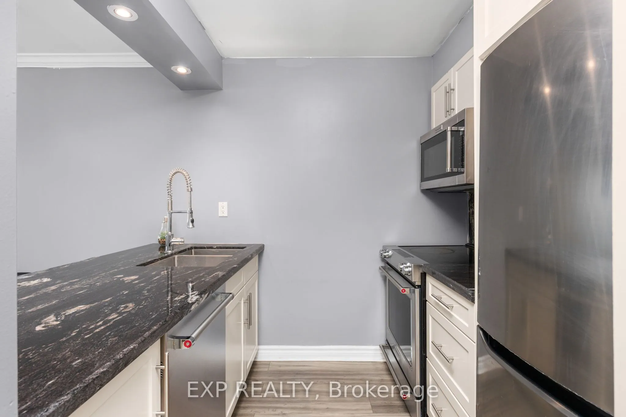 889 Bay Street #409