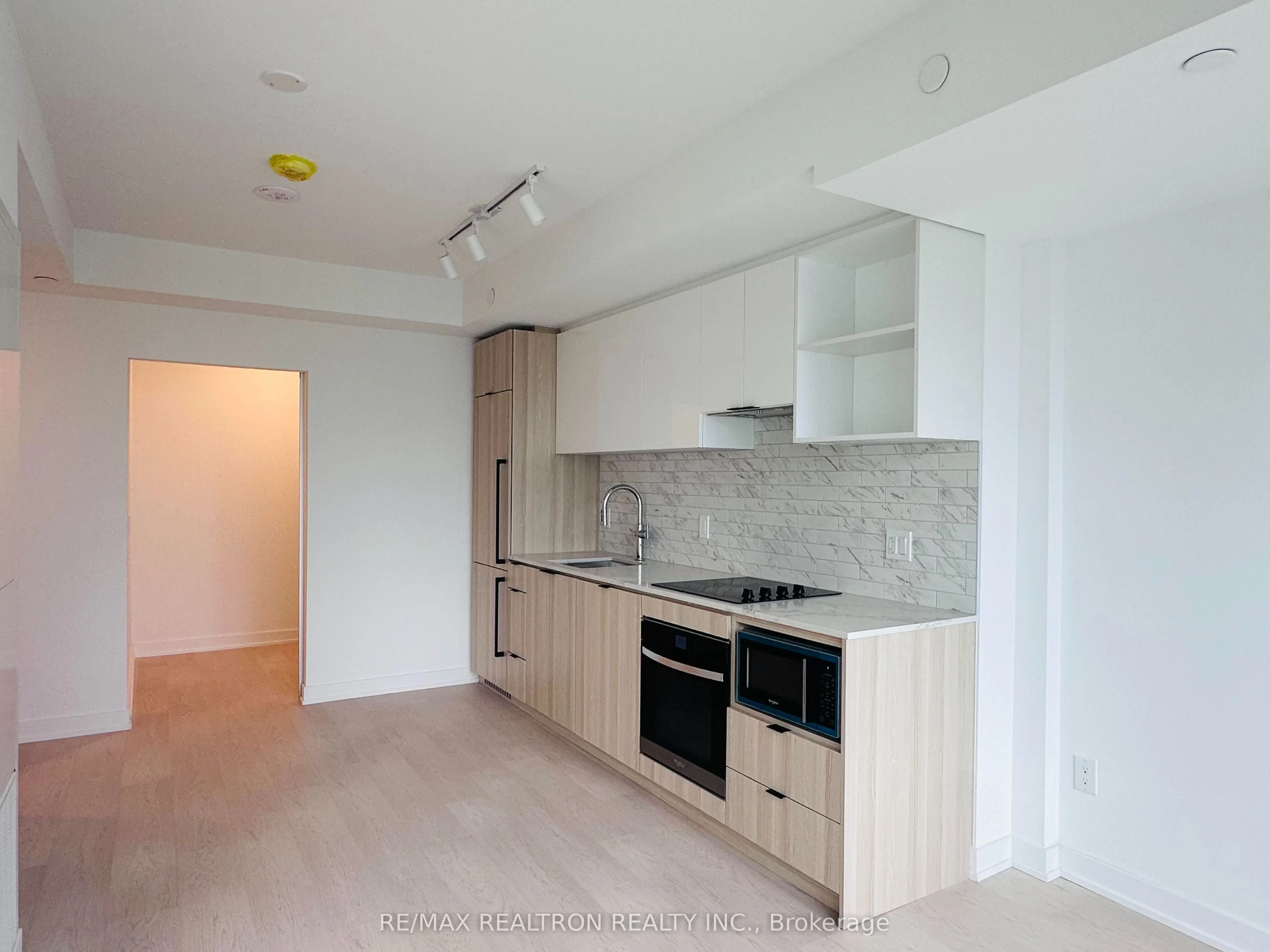 252 Church Street #4512