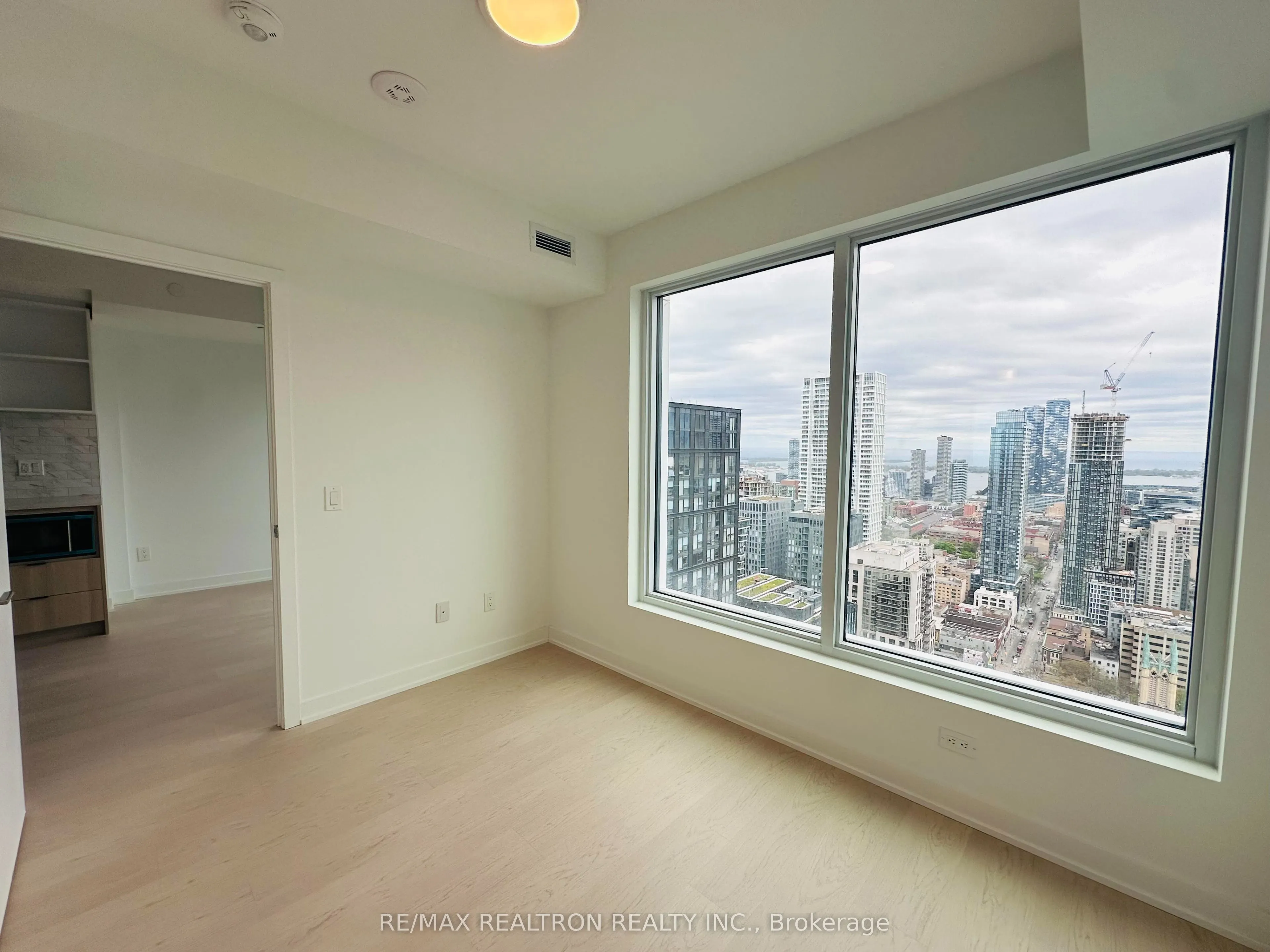 252 Church Street #4512