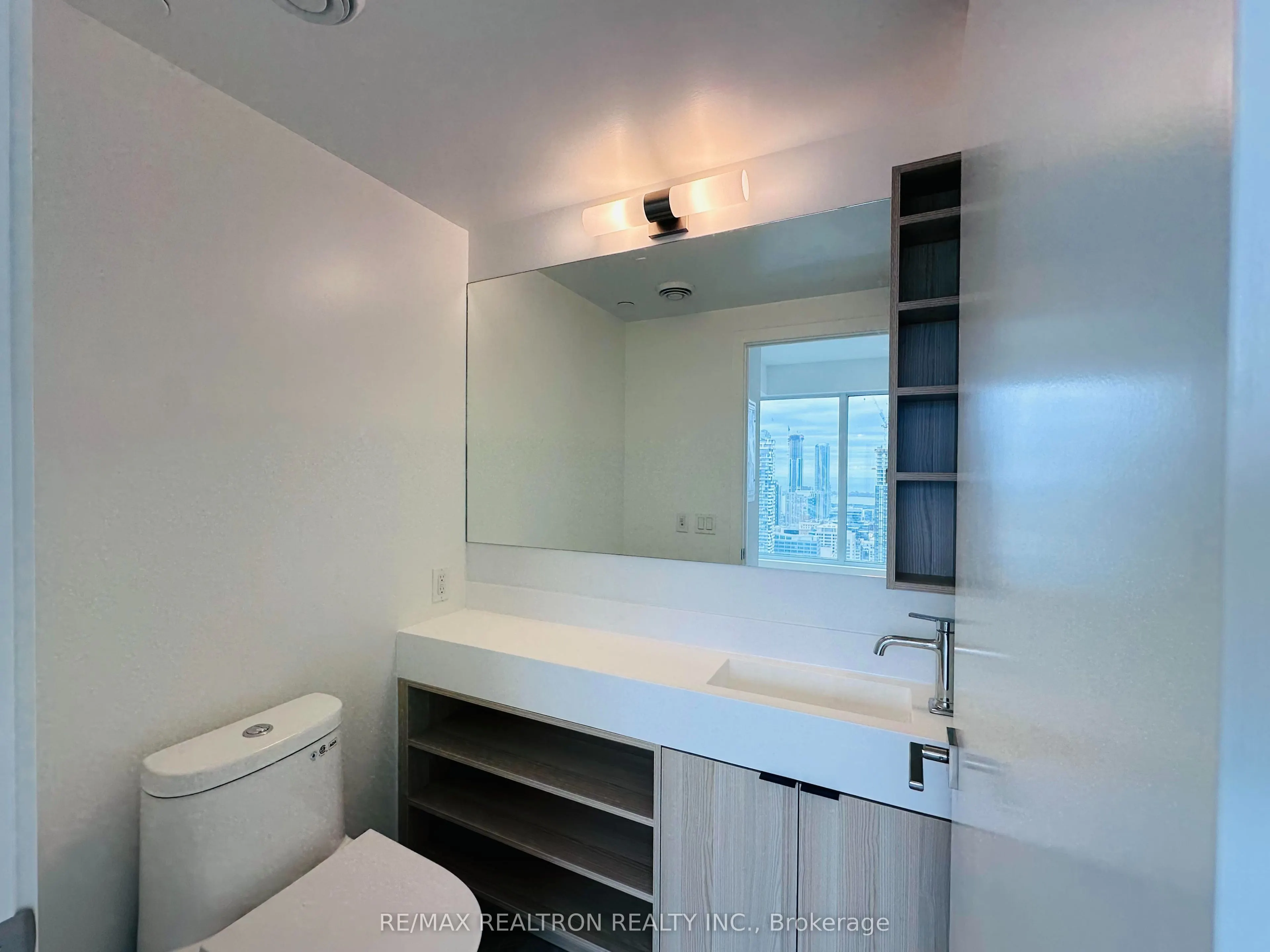 252 Church Street #4512