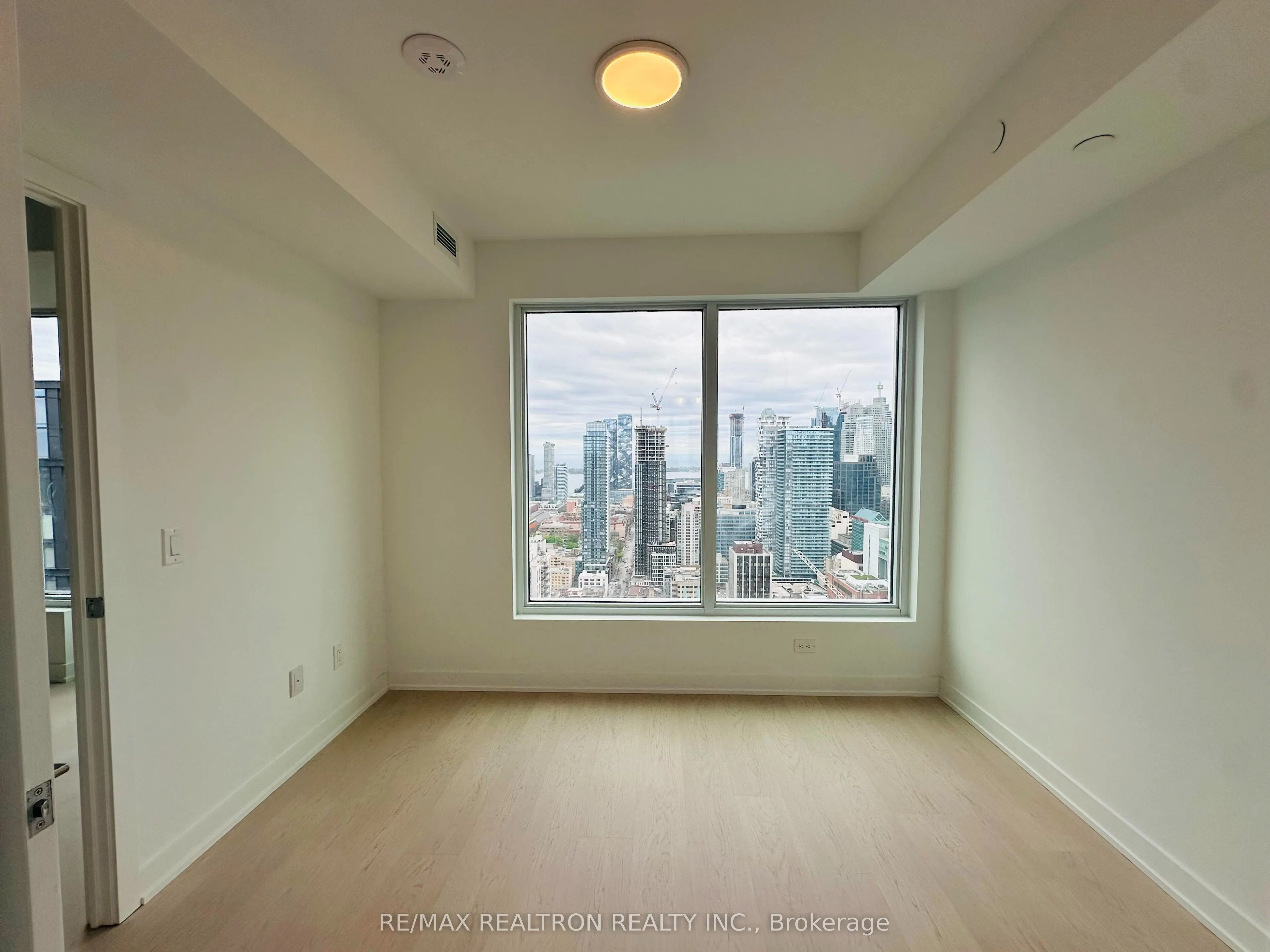 252 Church Street #4512