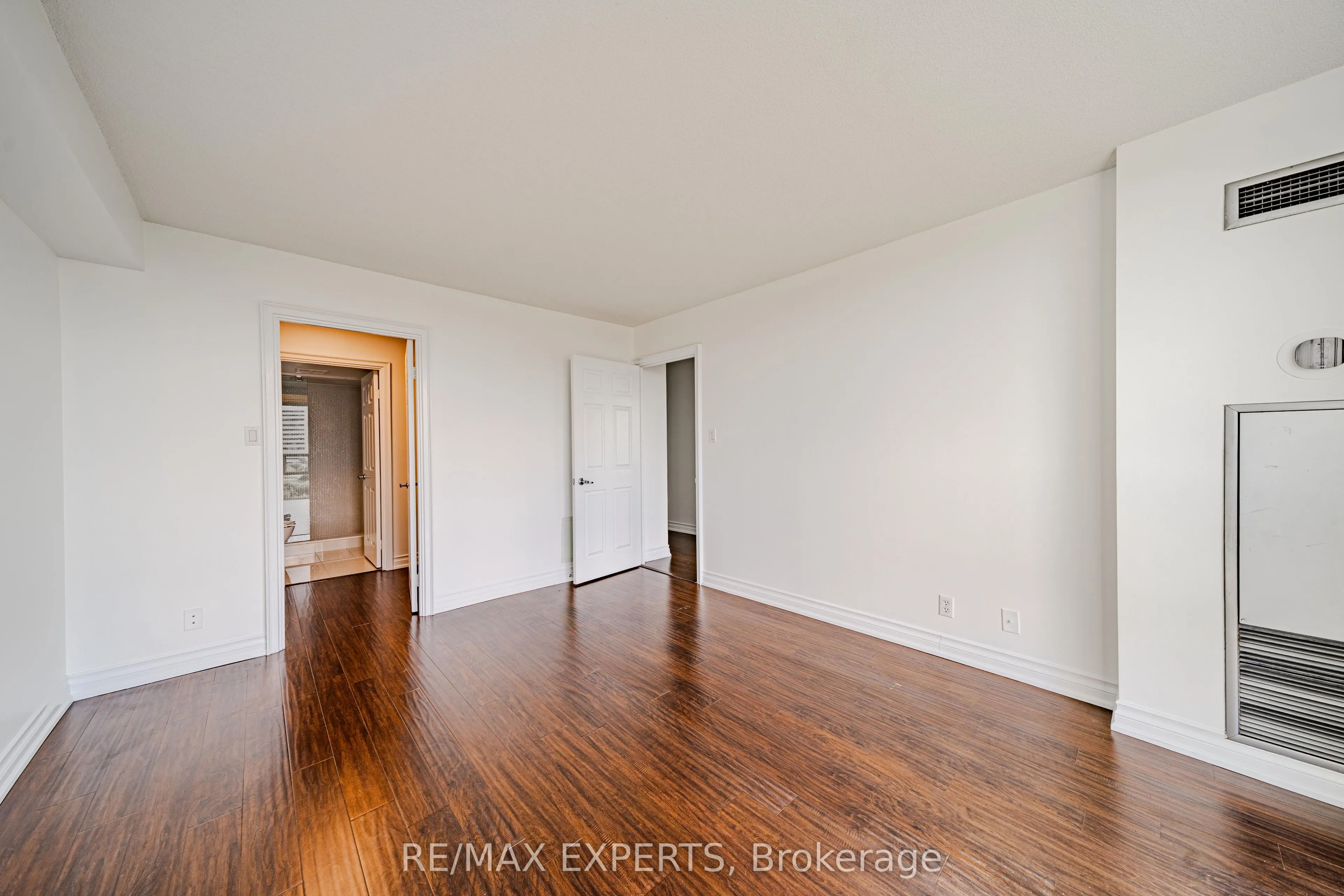 215 Wynford Drive #802