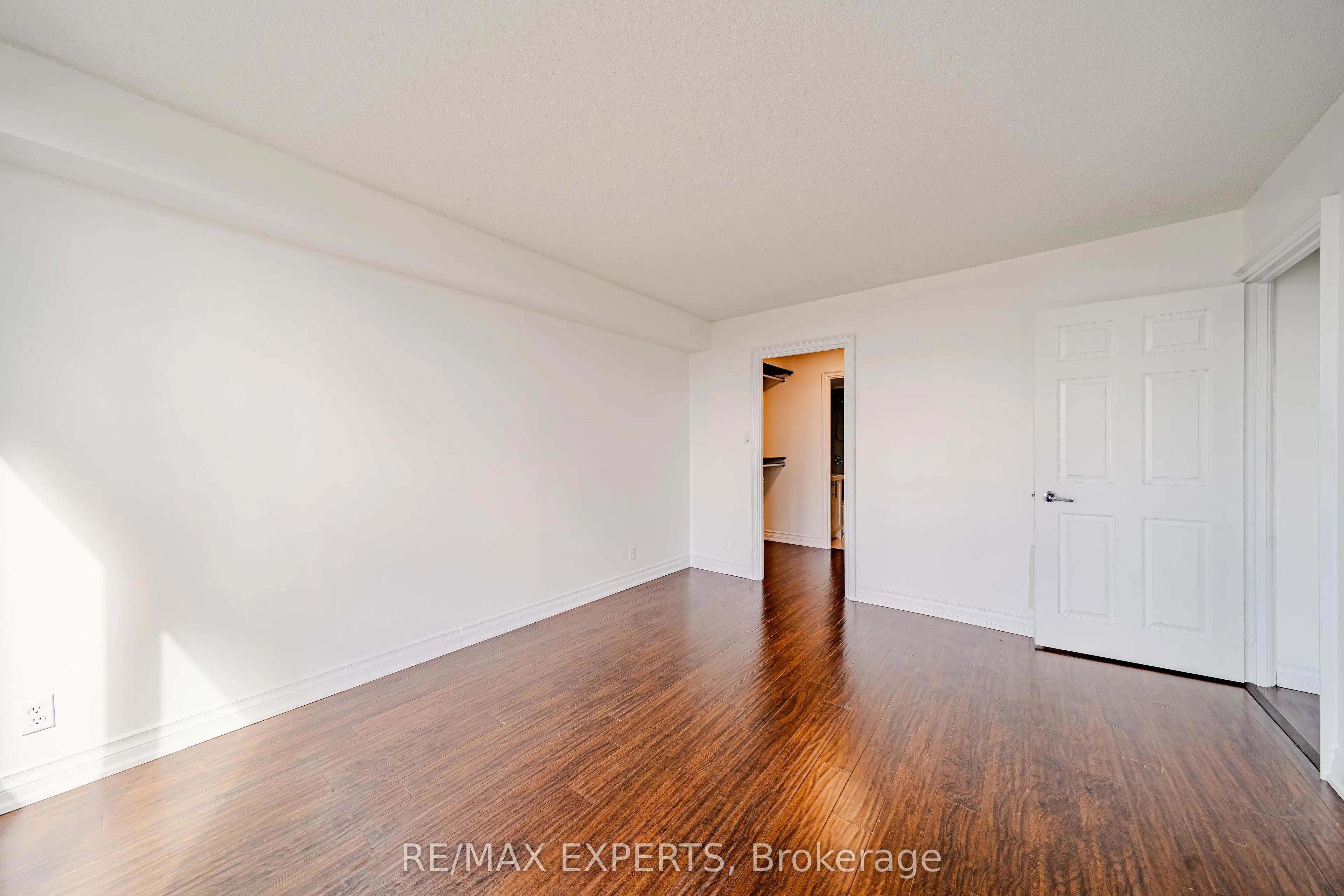 215 Wynford Drive #802