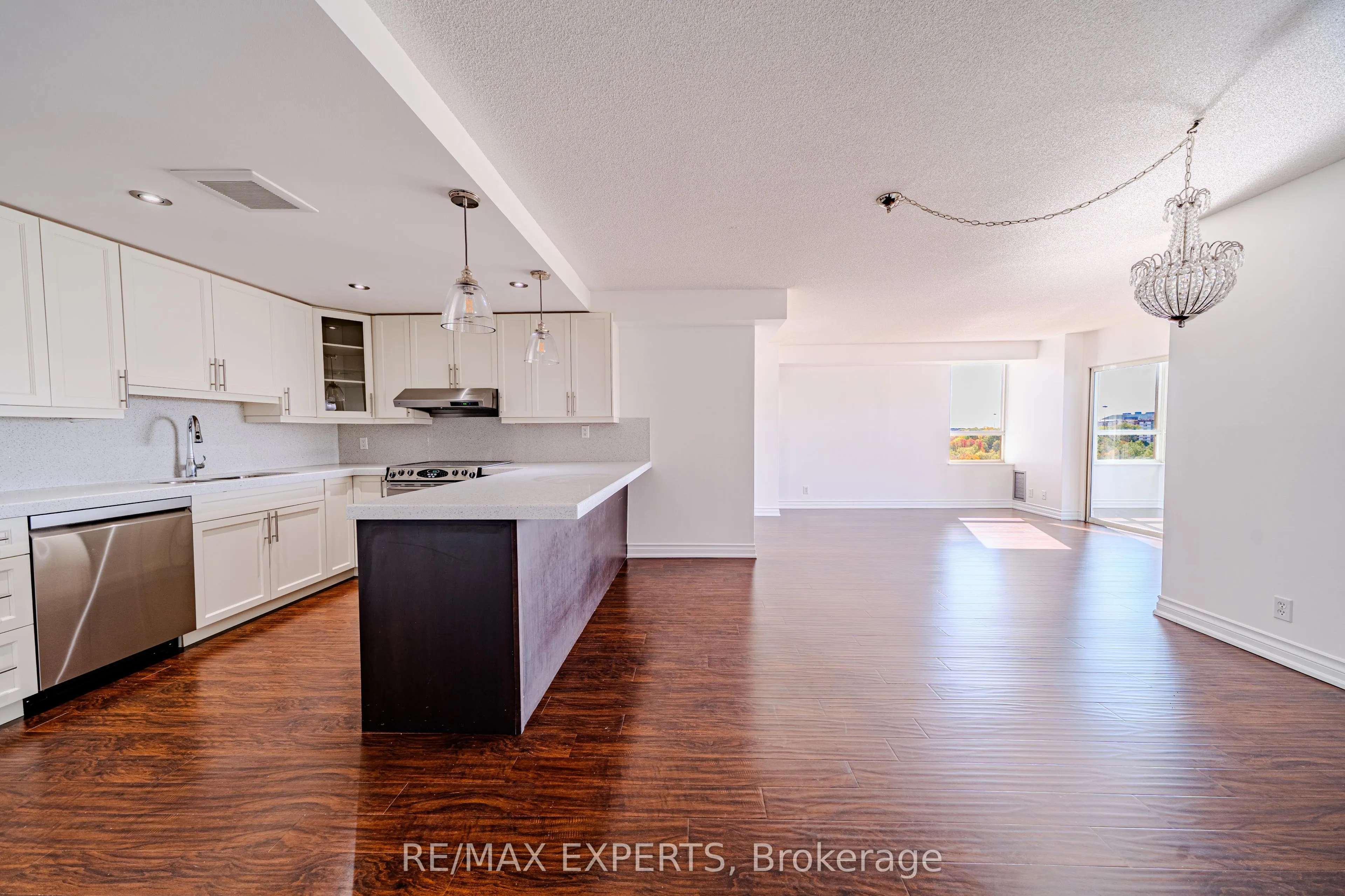 215 Wynford Drive #802