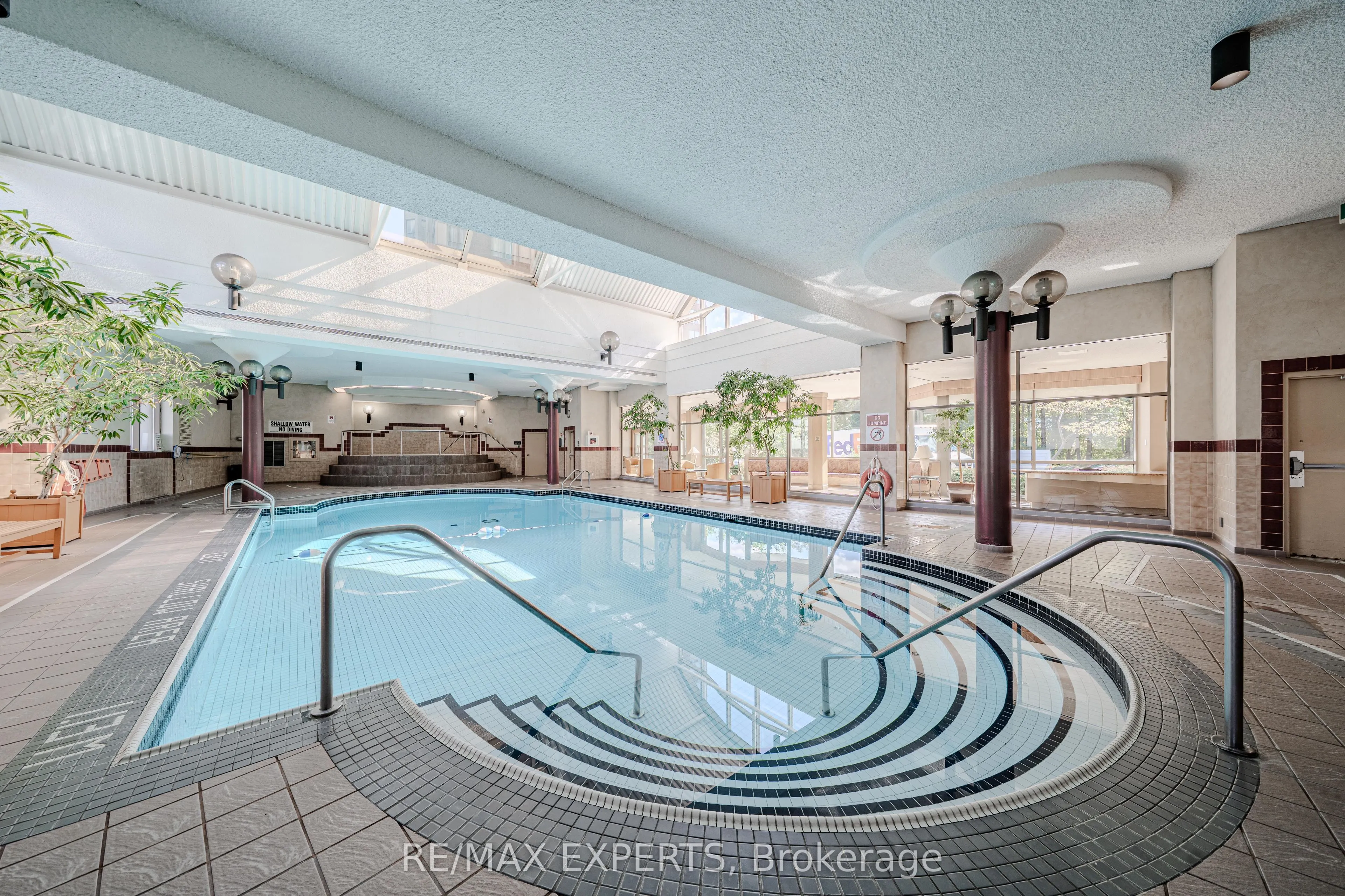 215 Wynford Drive #802