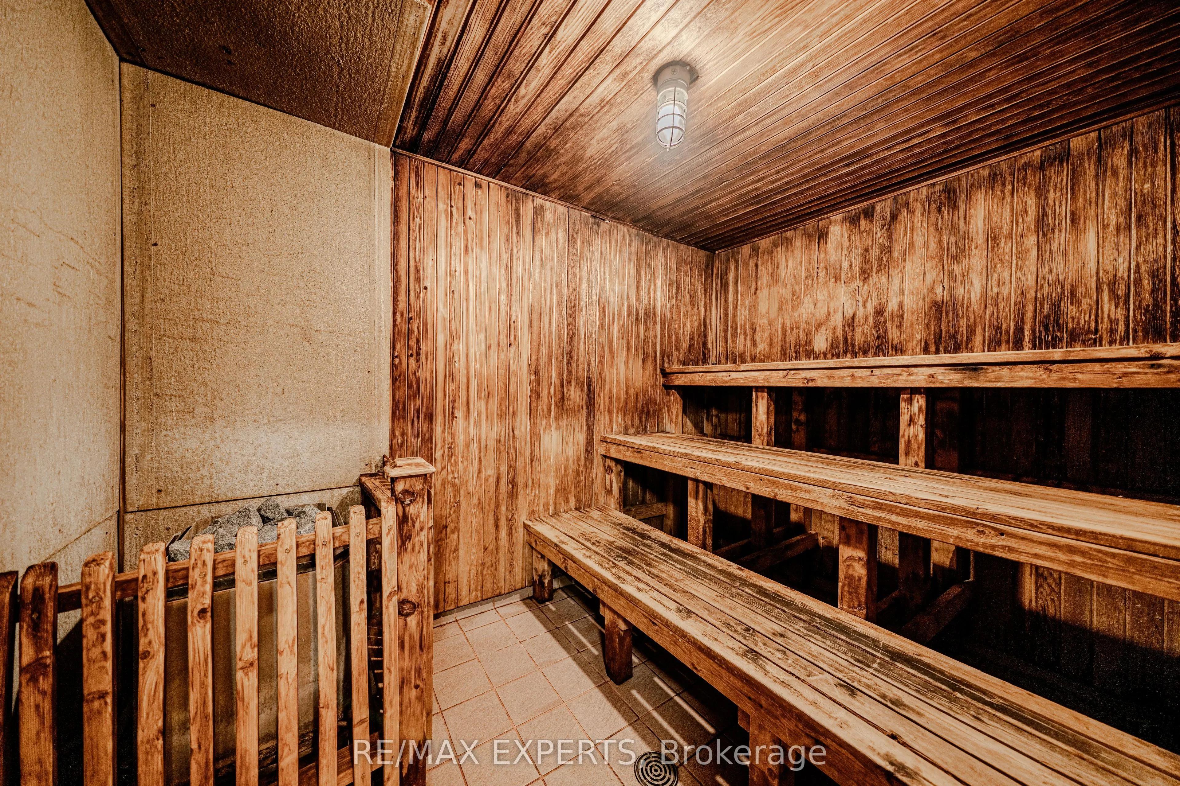 215 Wynford Drive #802