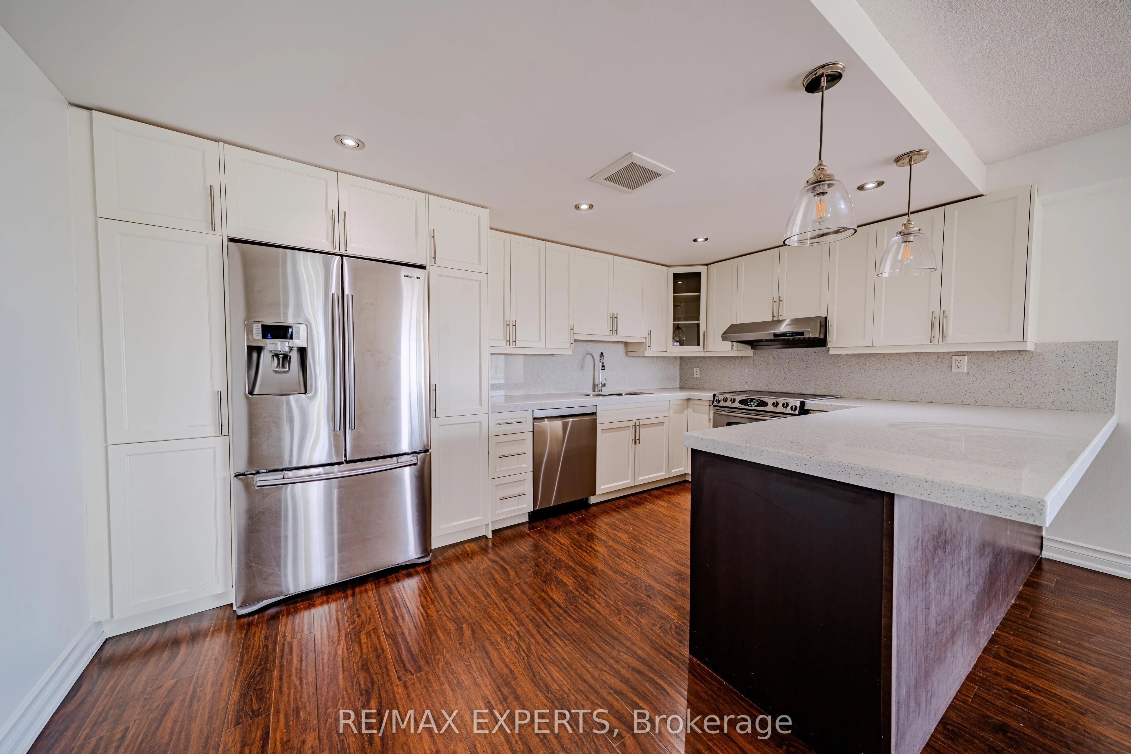 215 Wynford Drive #802