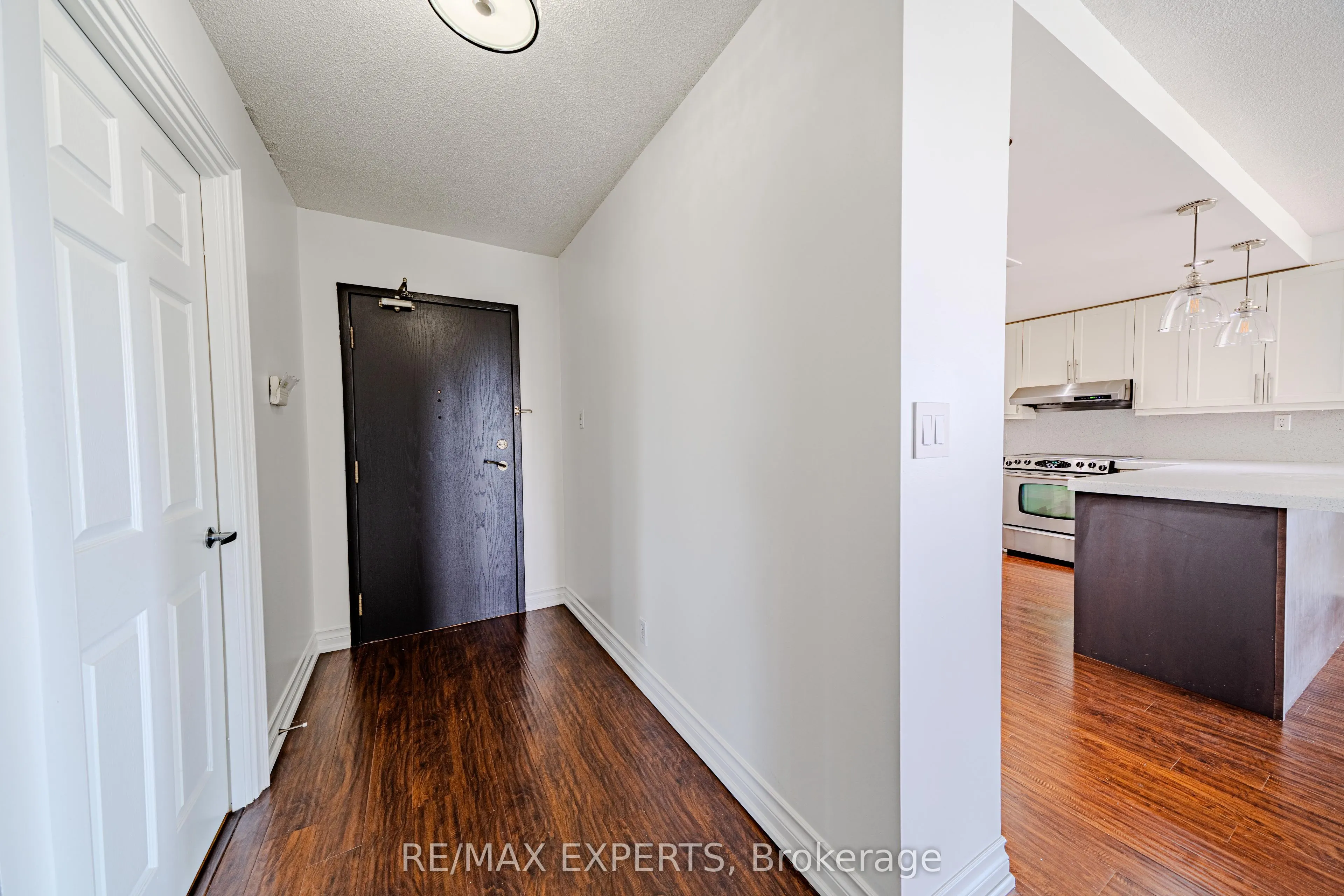 215 Wynford Drive #802