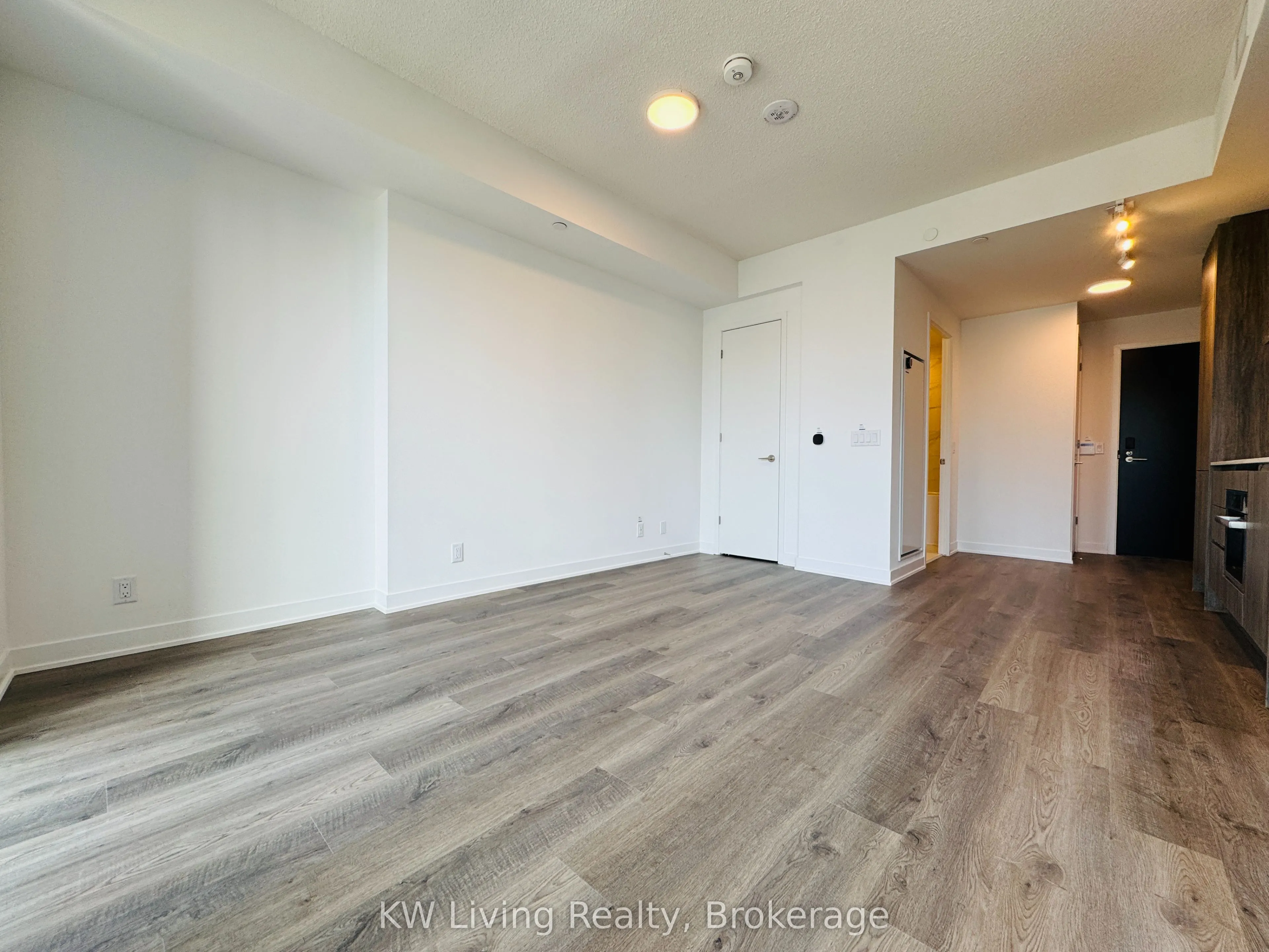 180 Front Street #4011