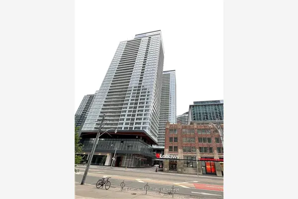 19 Bathurst Street #3607