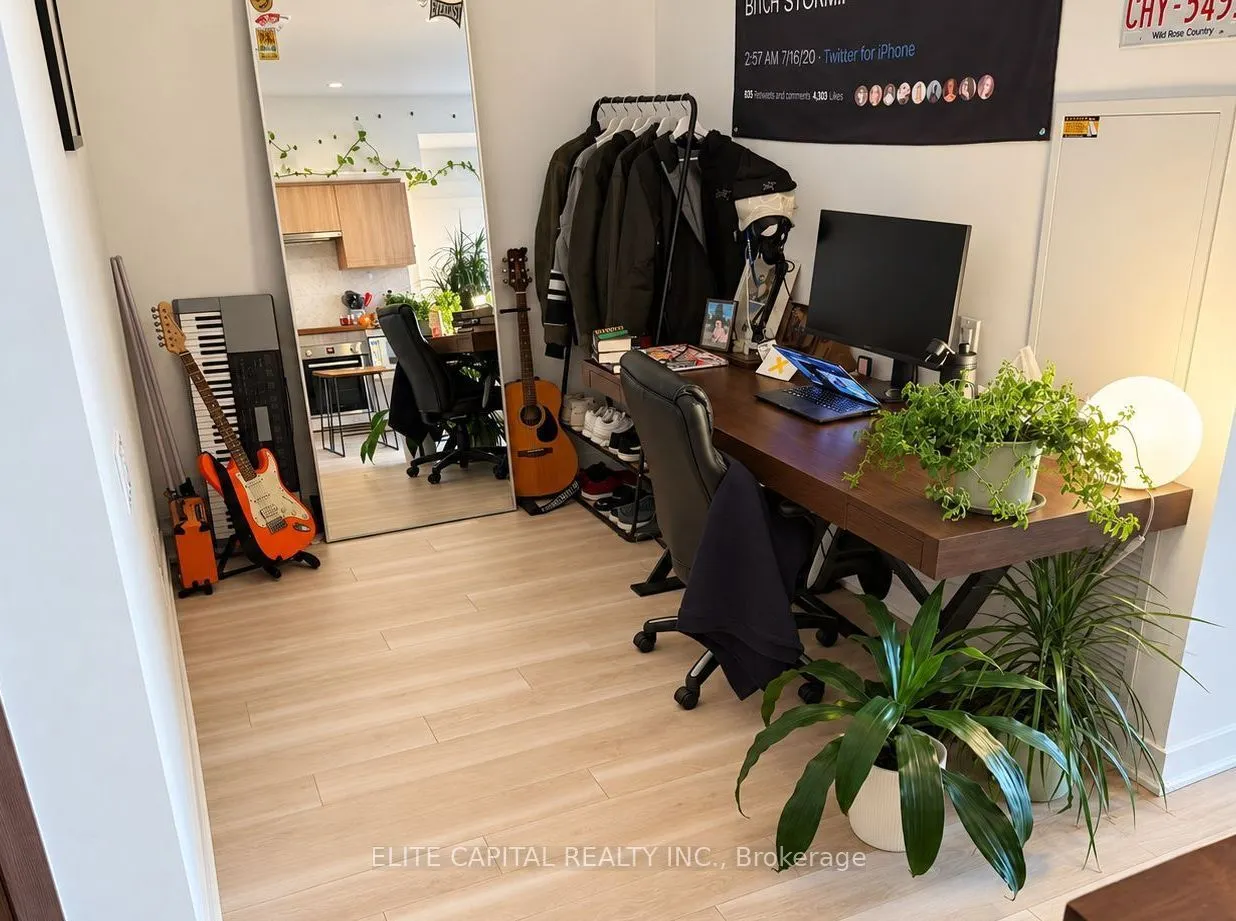 19 Bathurst Street #3607