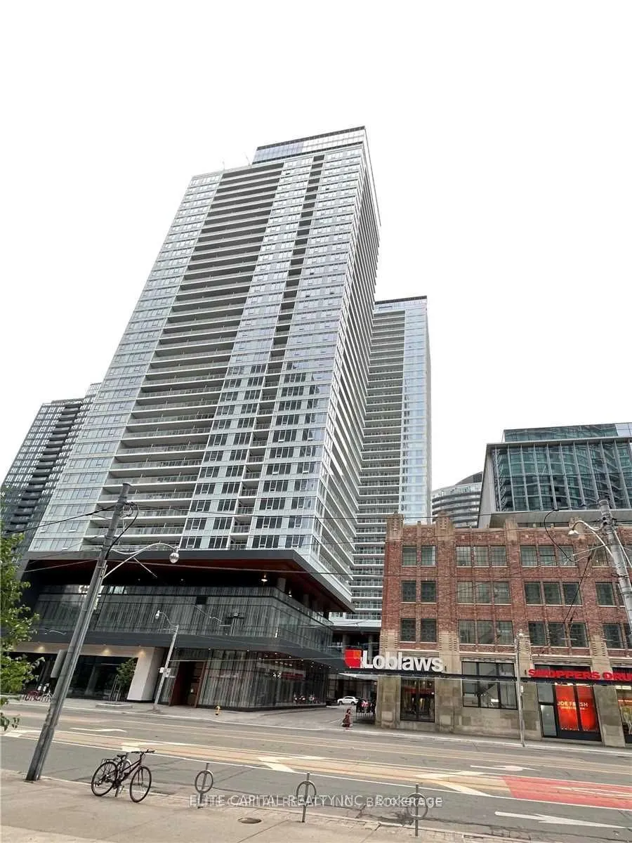 19 Bathurst Street #3607