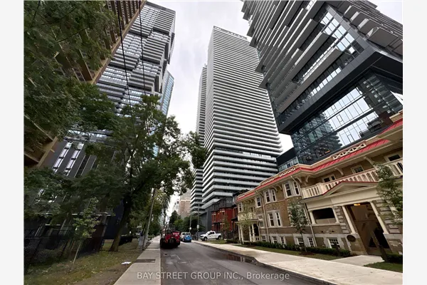 50 Charles Street E #2710