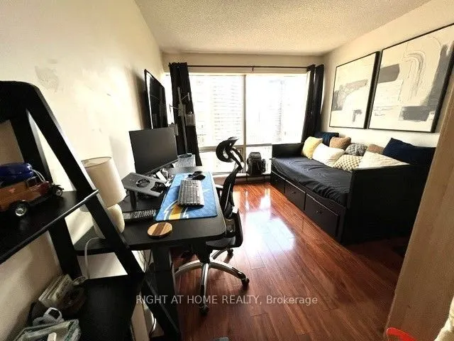 1001 Bay Street #2111