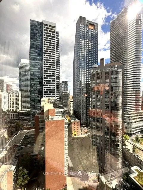 1001 Bay Street #2111