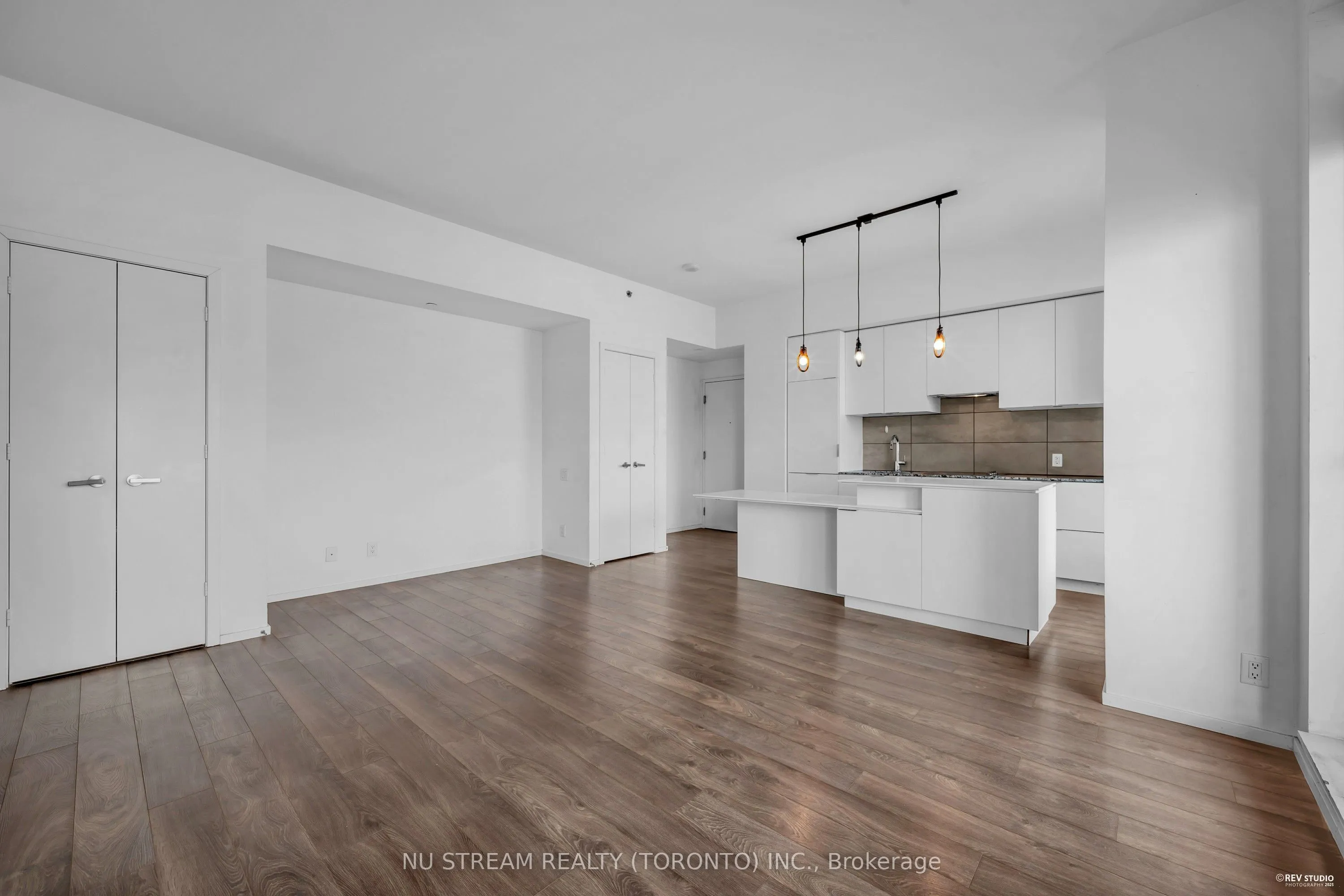 5 St Joseph Street #4806