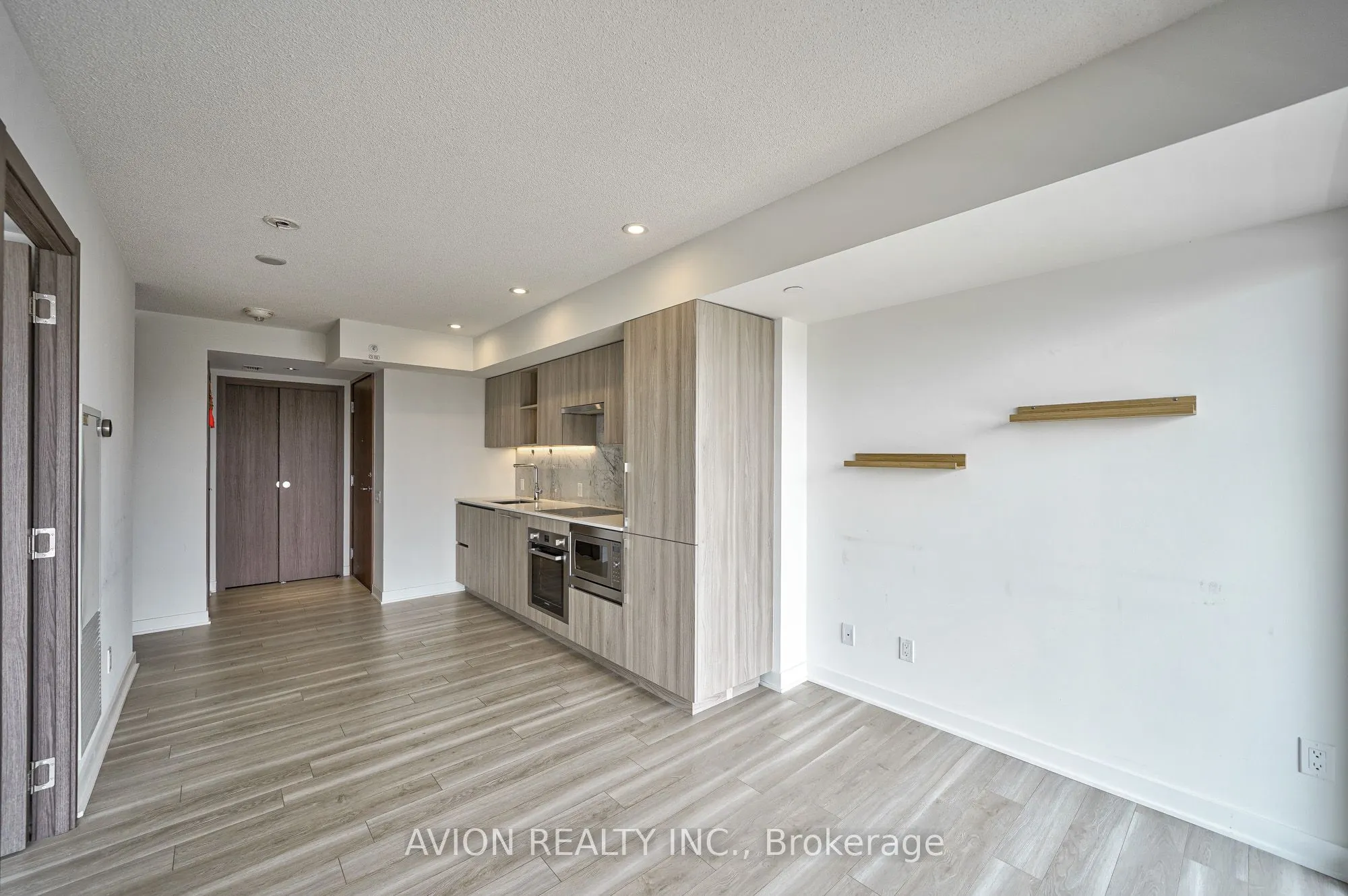 17 Bathurst Street #1916