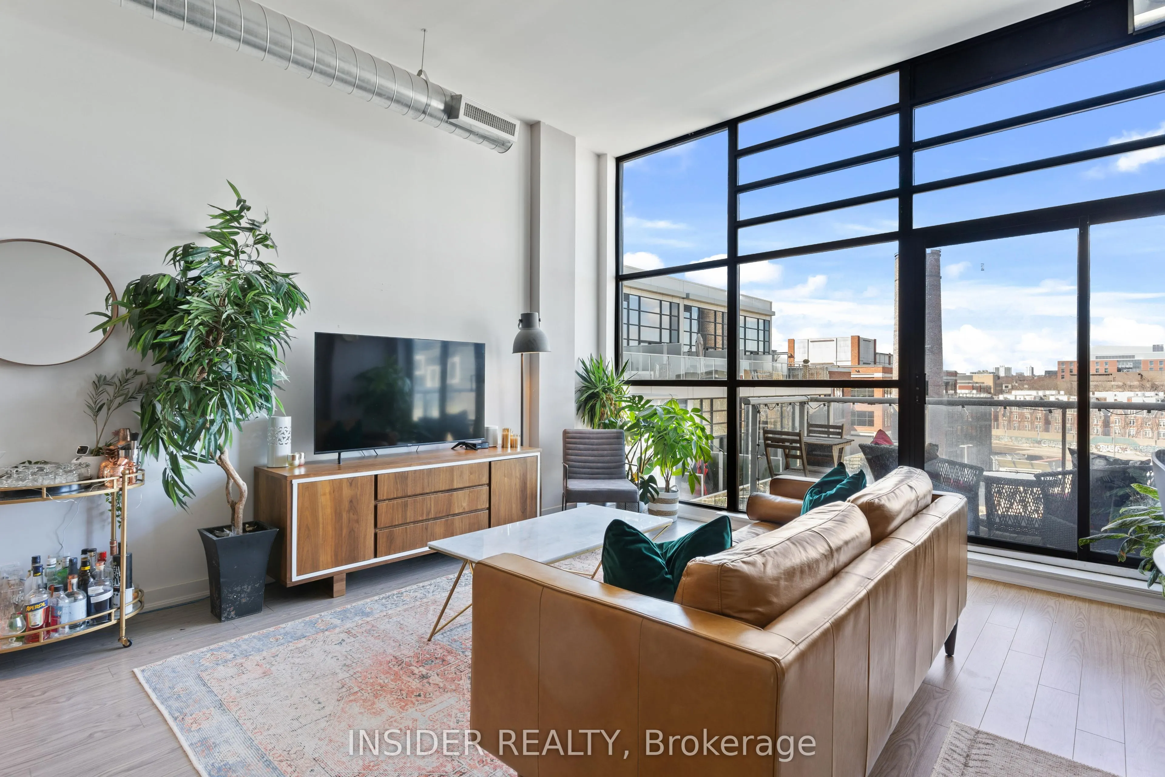 43 Hanna Avenue #502