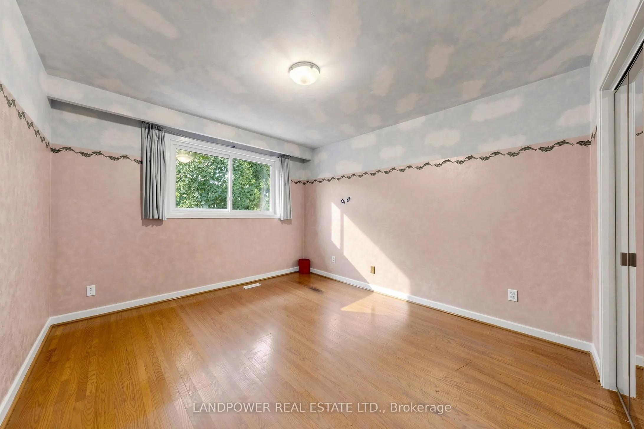 51 BESTVIEW Drive