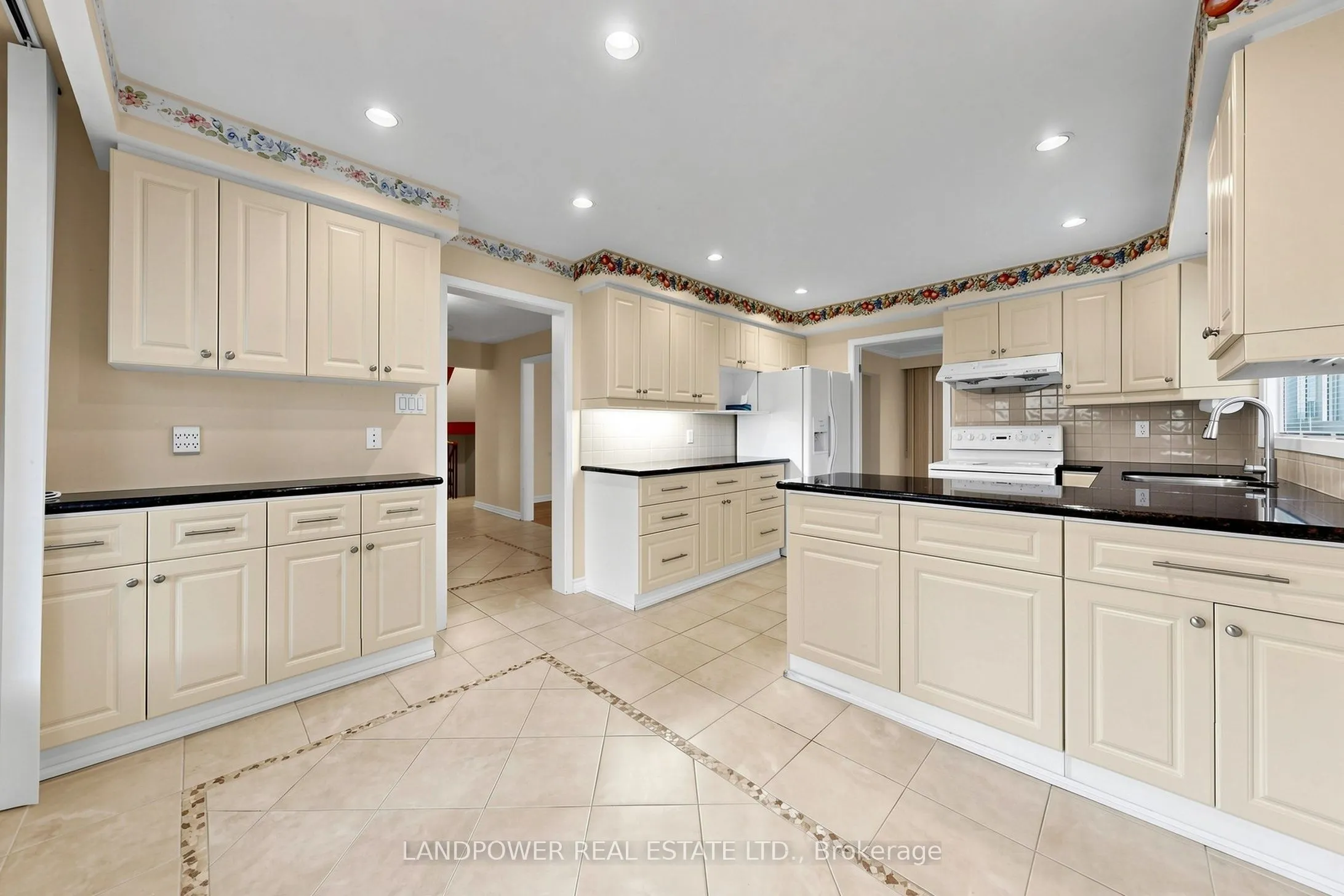 51 BESTVIEW Drive
