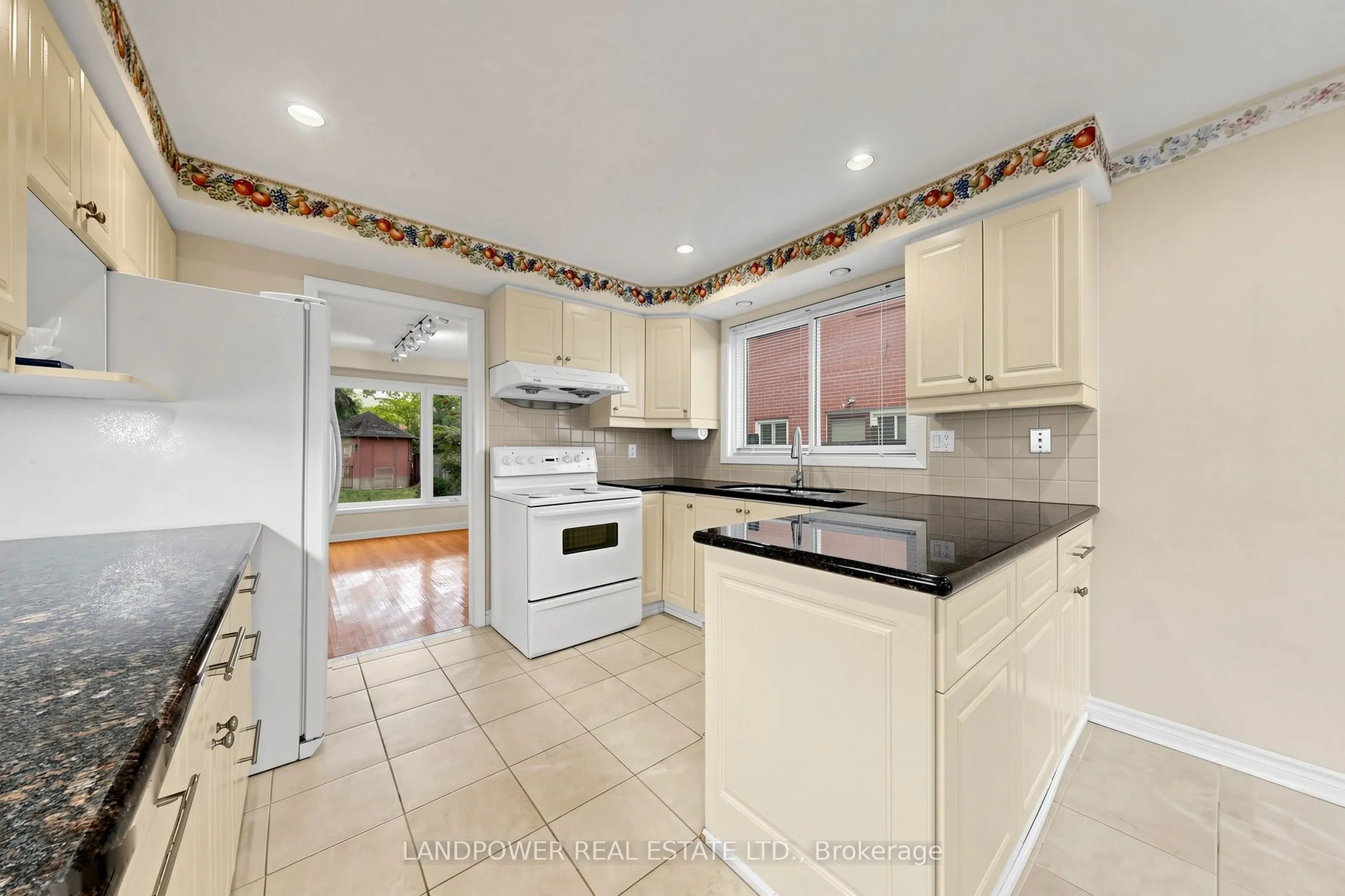 51 BESTVIEW Drive