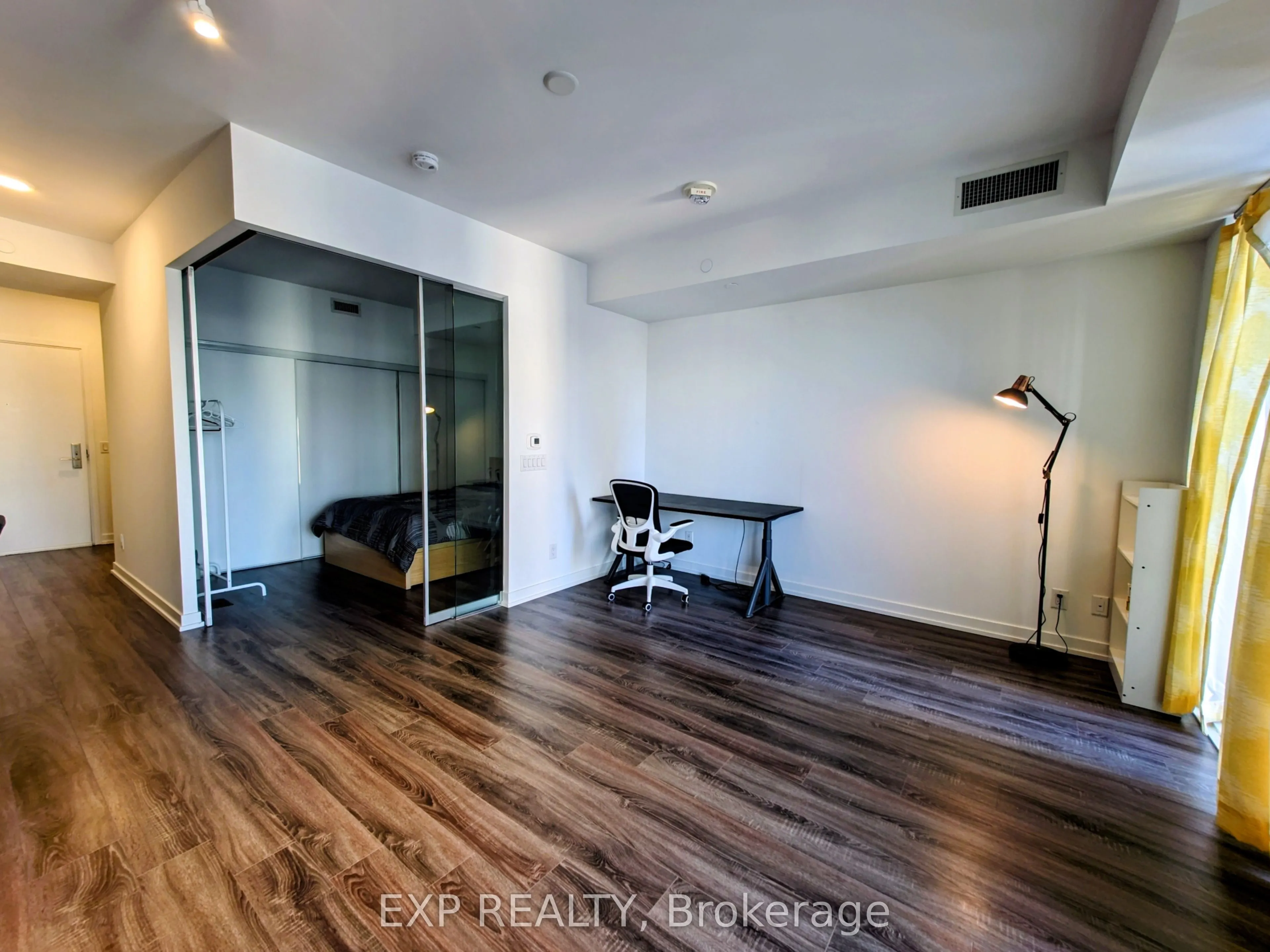 20 Edward Street #1821