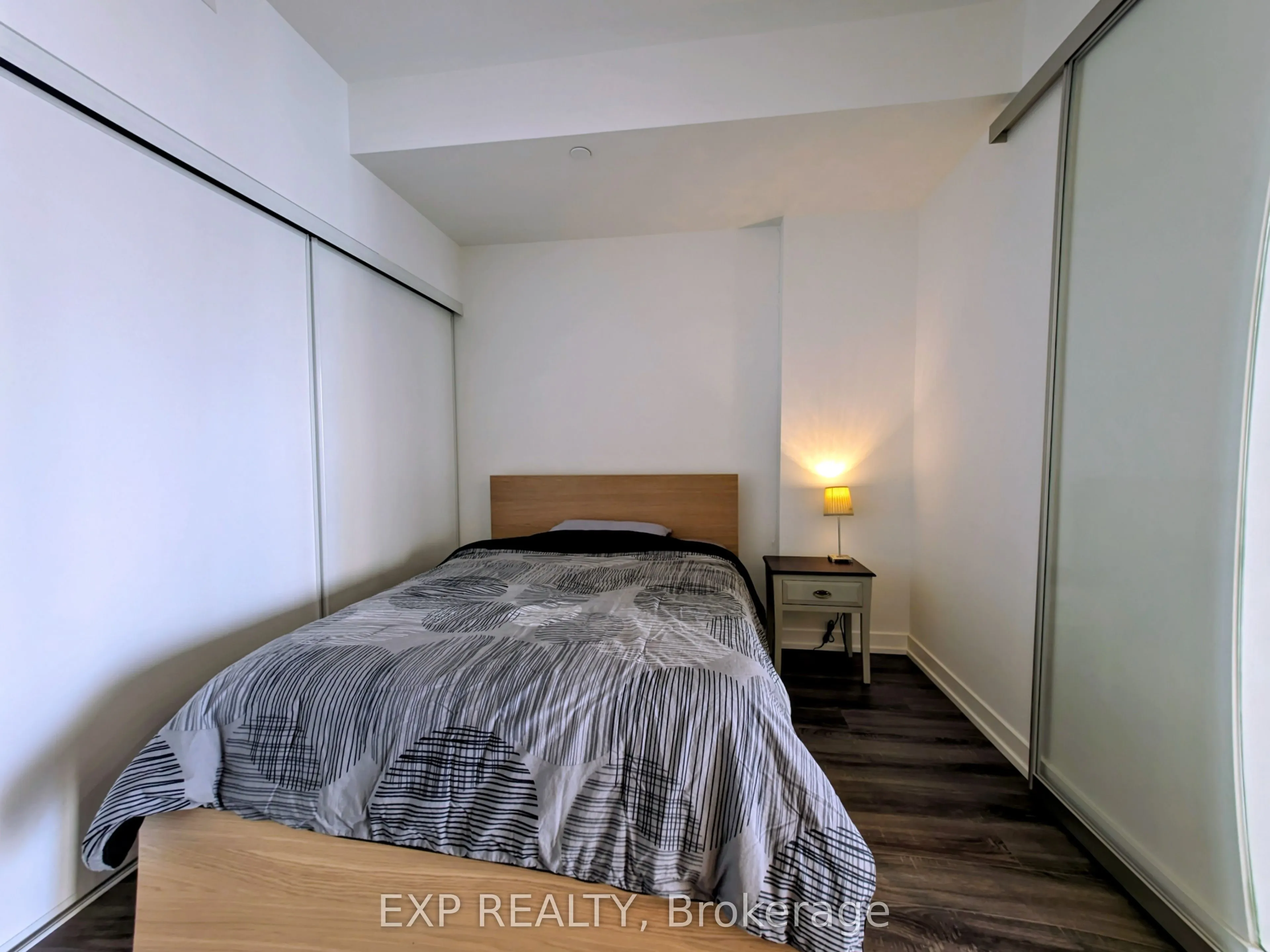 20 Edward Street #1821