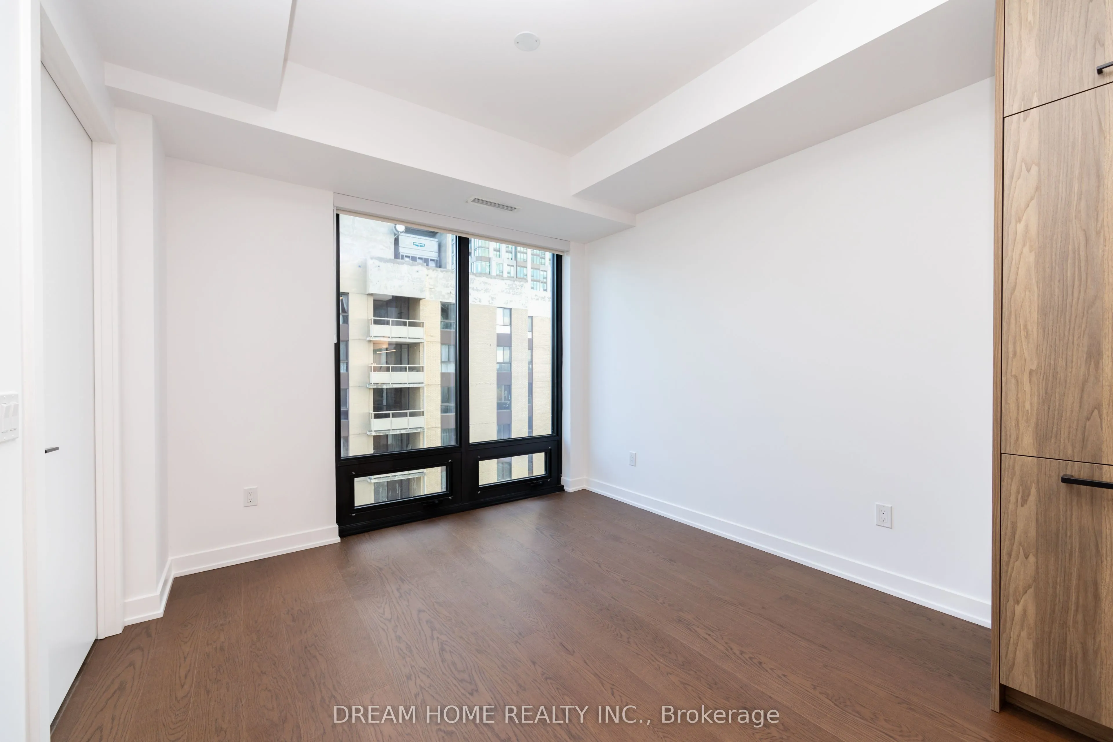 91 Montclair Avenue #2002