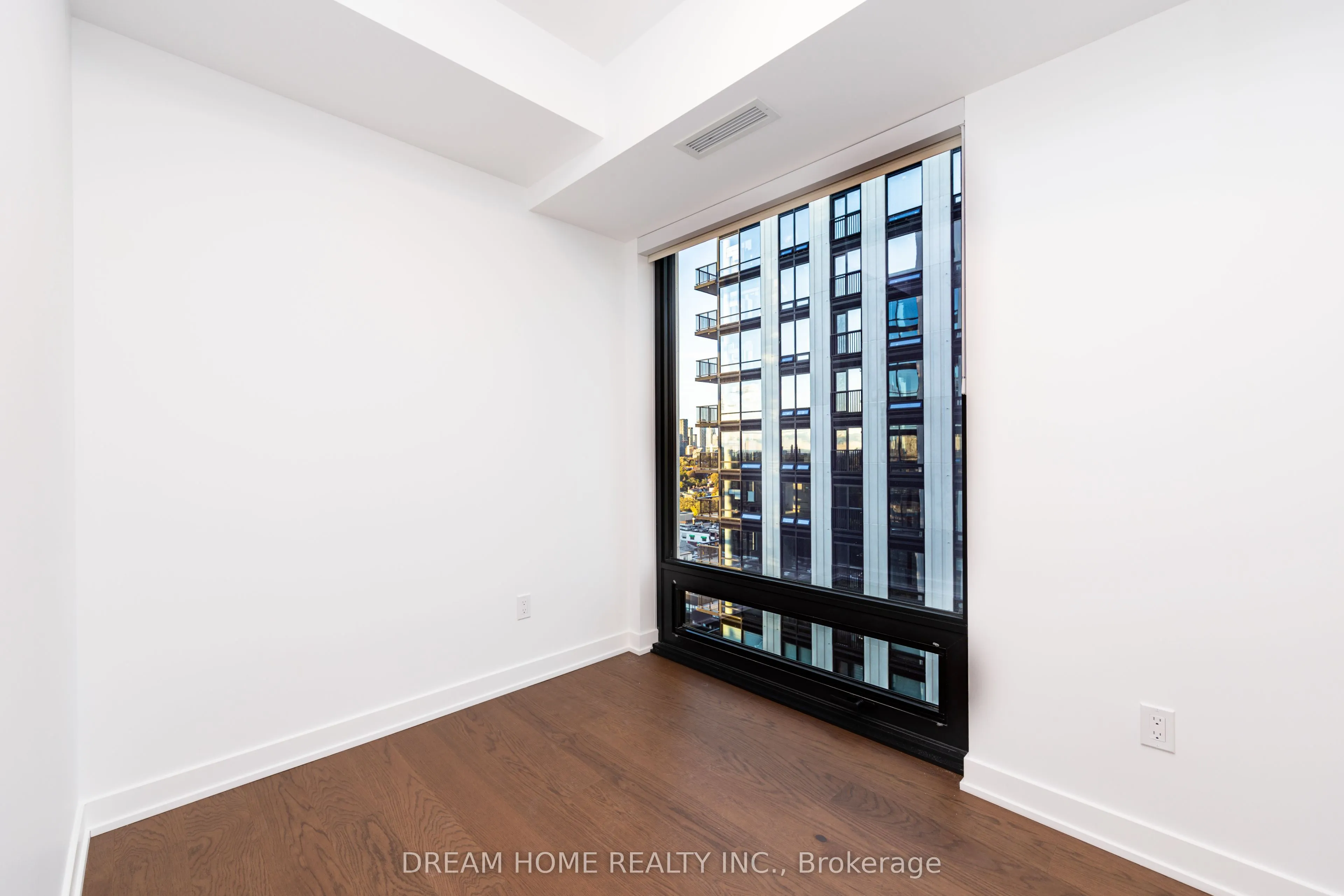 91 Montclair Avenue #2002