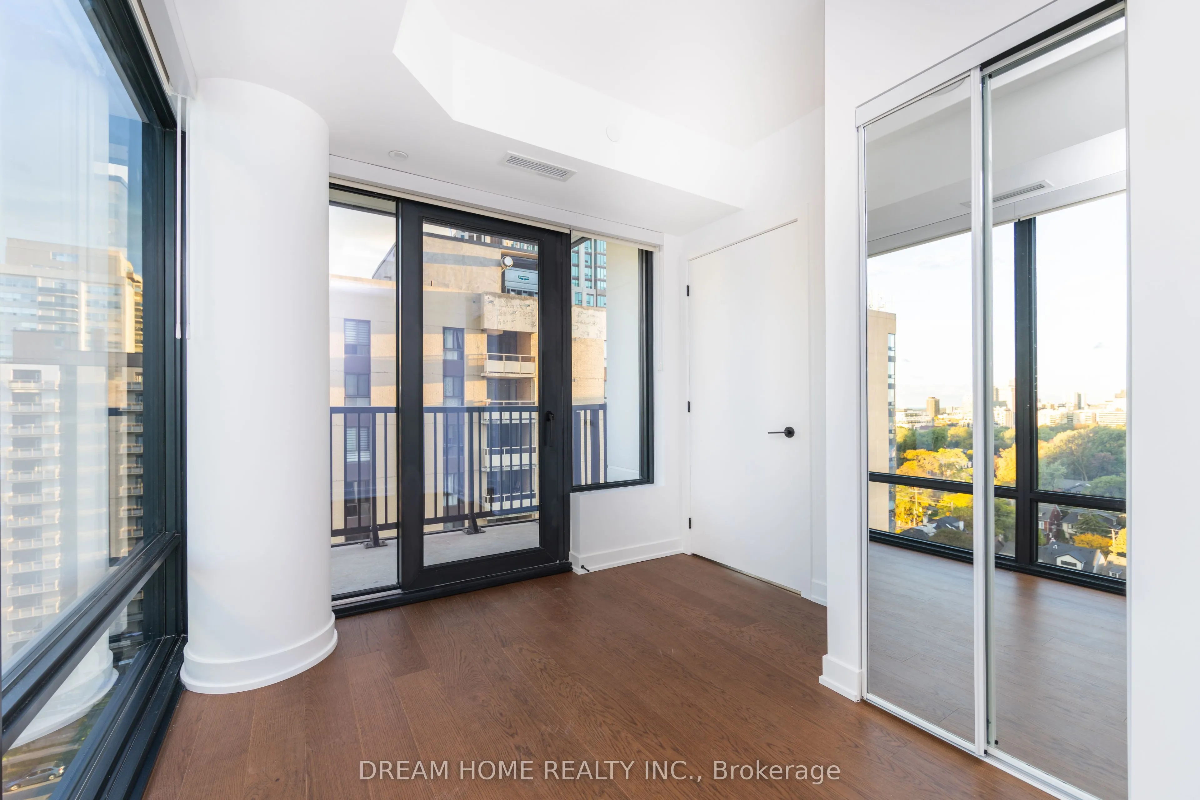 91 Montclair Avenue #2002