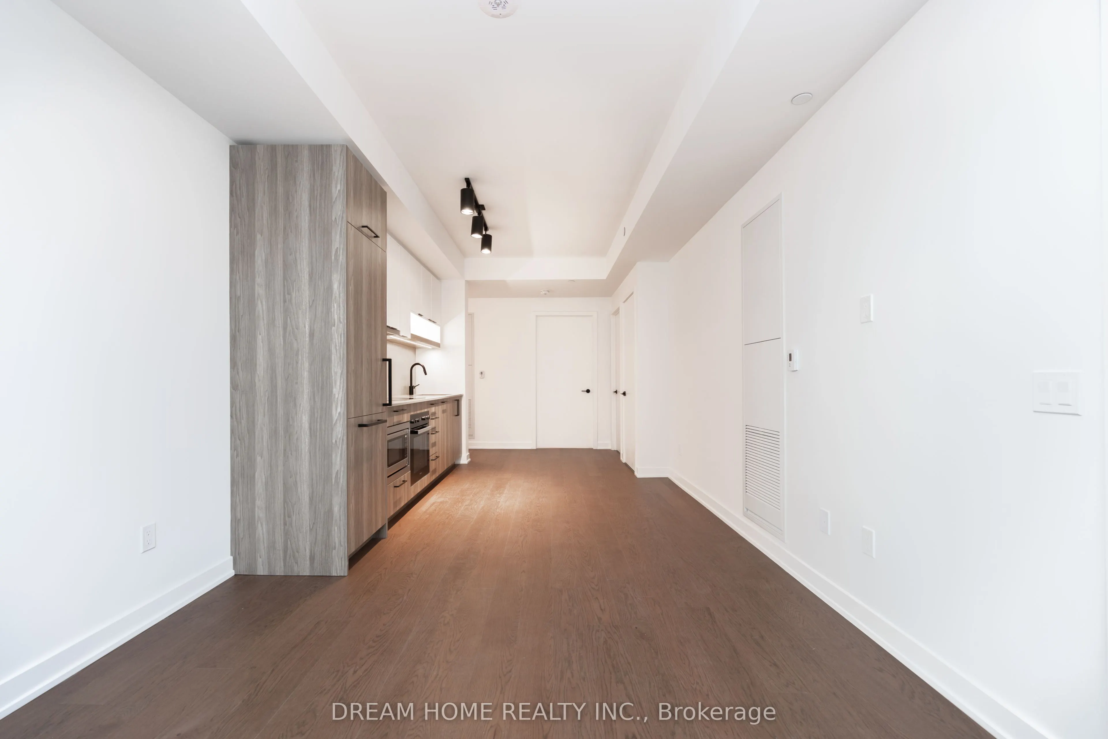 91 Montclair Avenue #2002