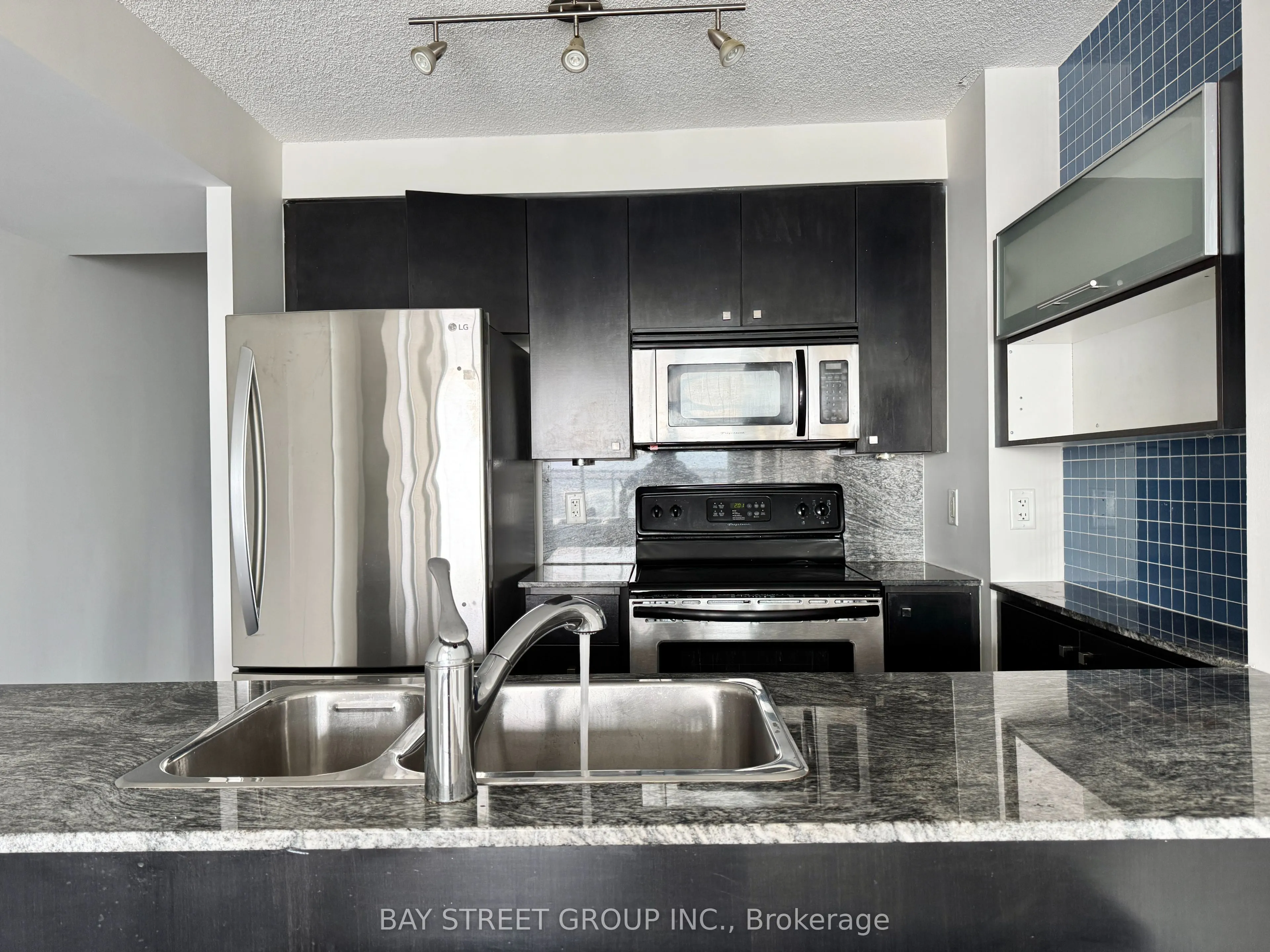 11 Brunel Court #3912