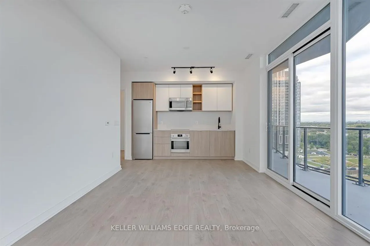 108 Peter Street #701