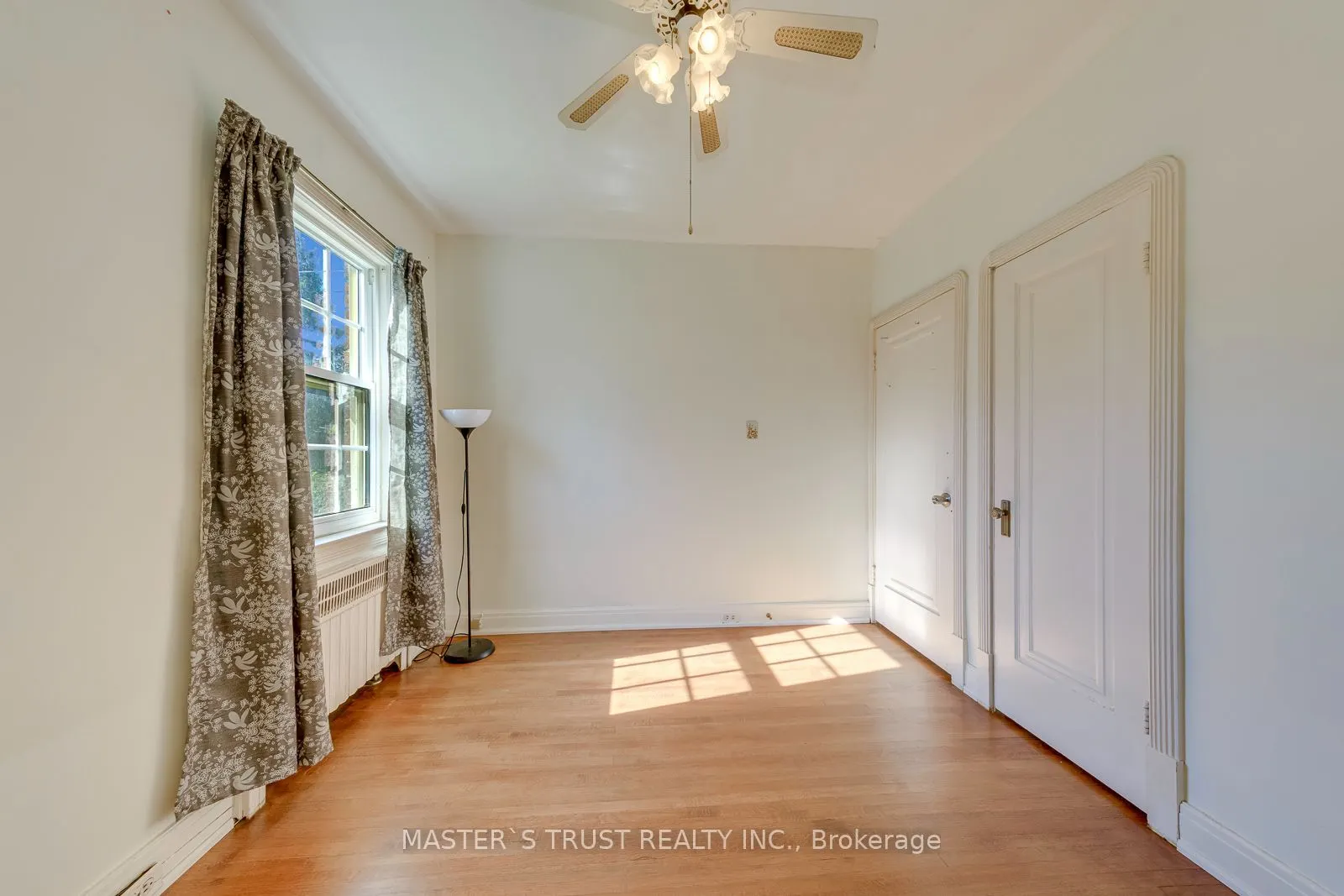 389 Lawrence Avenue W