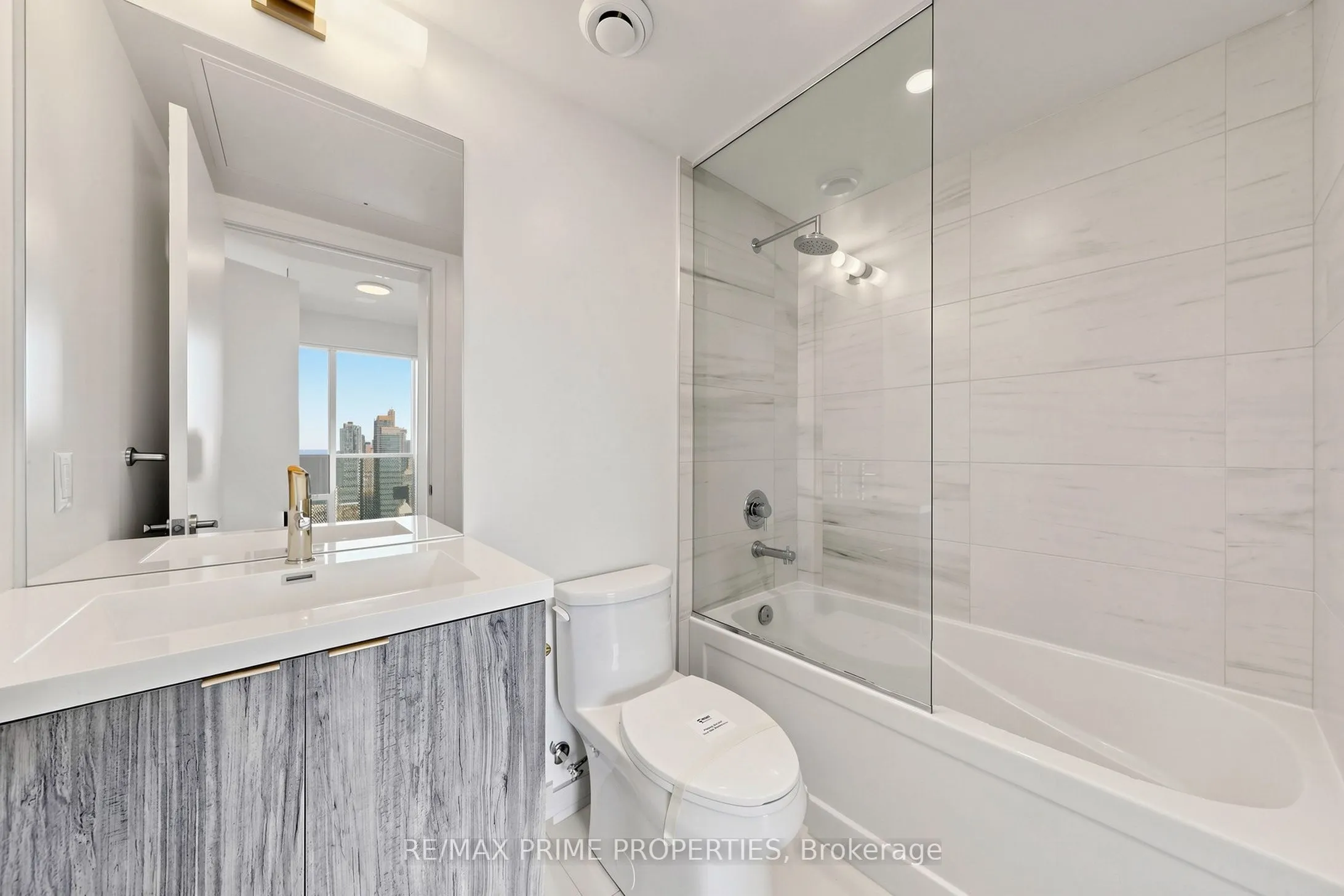 138 Downes Street #4302