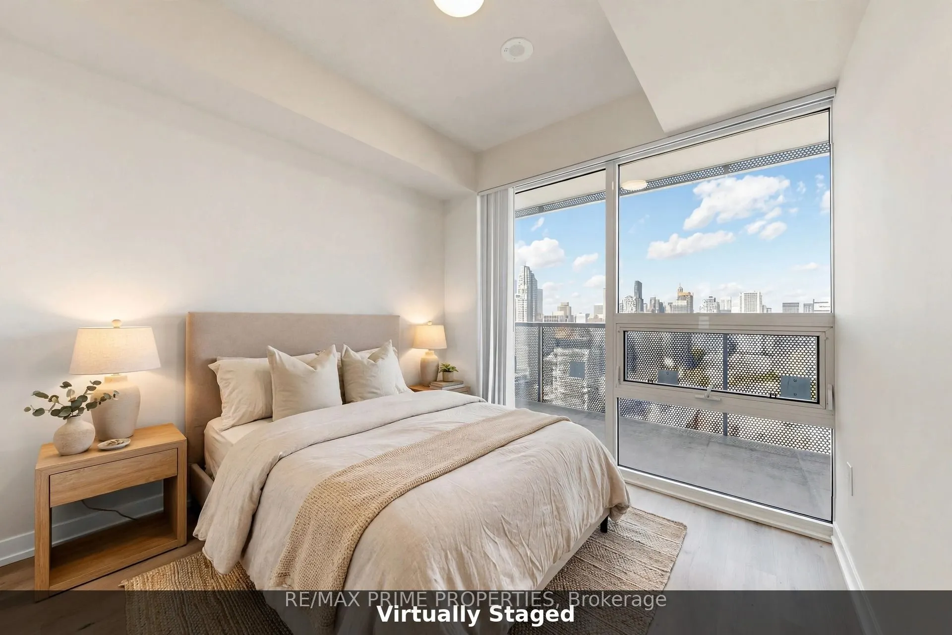 138 Downes Street #4302