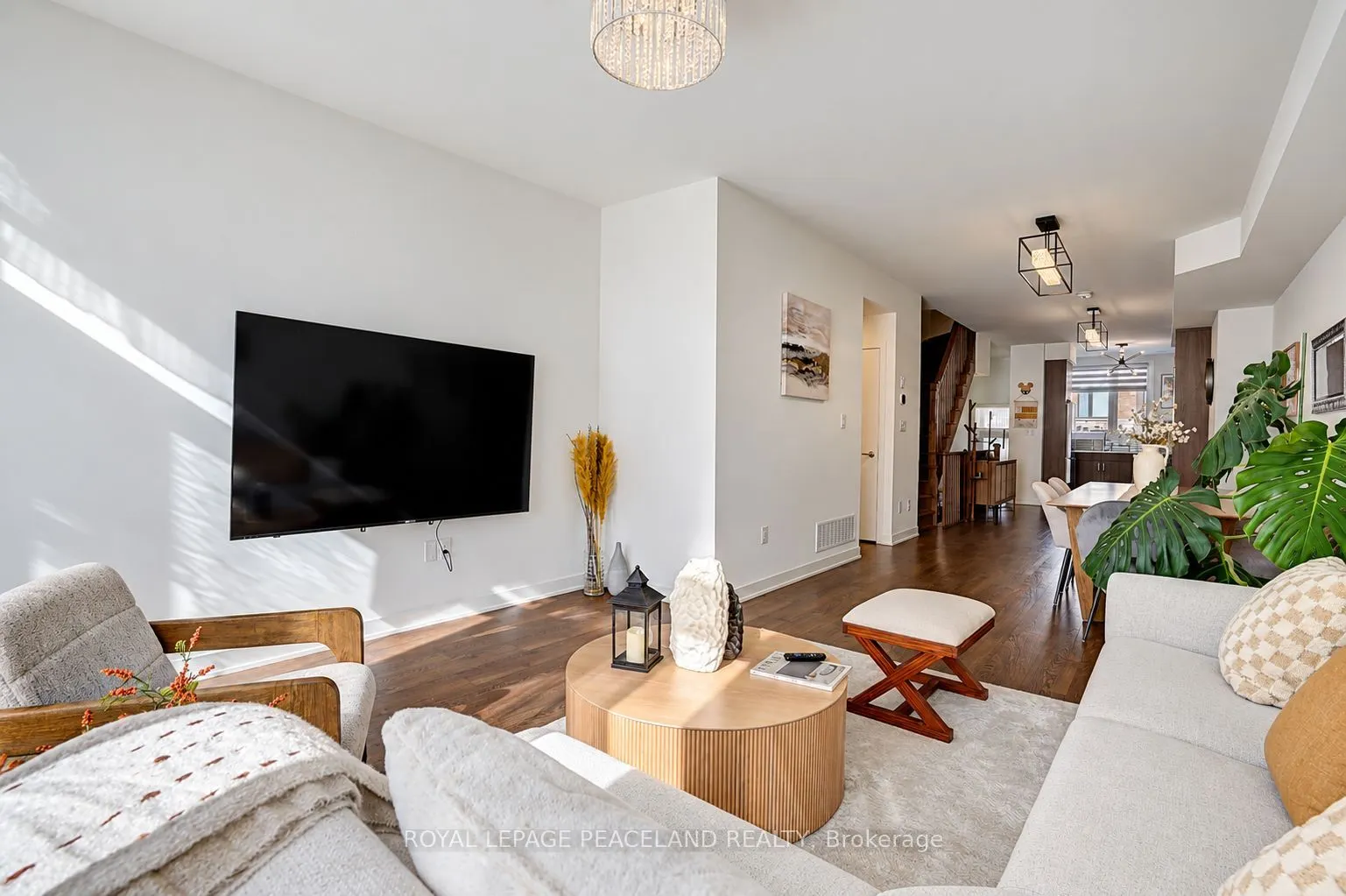 127 Green Gardens Boulevard