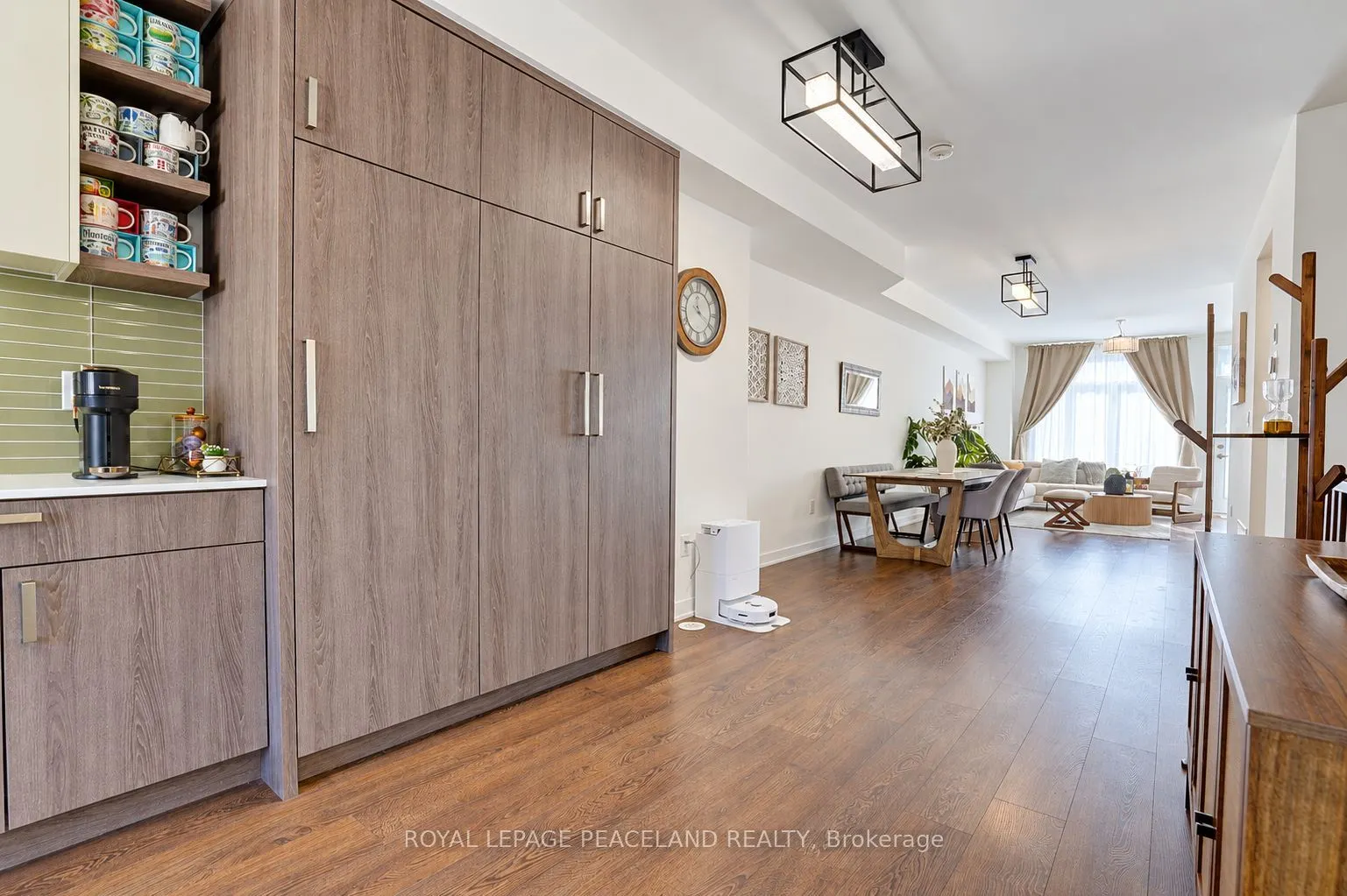 127 Green Gardens Boulevard