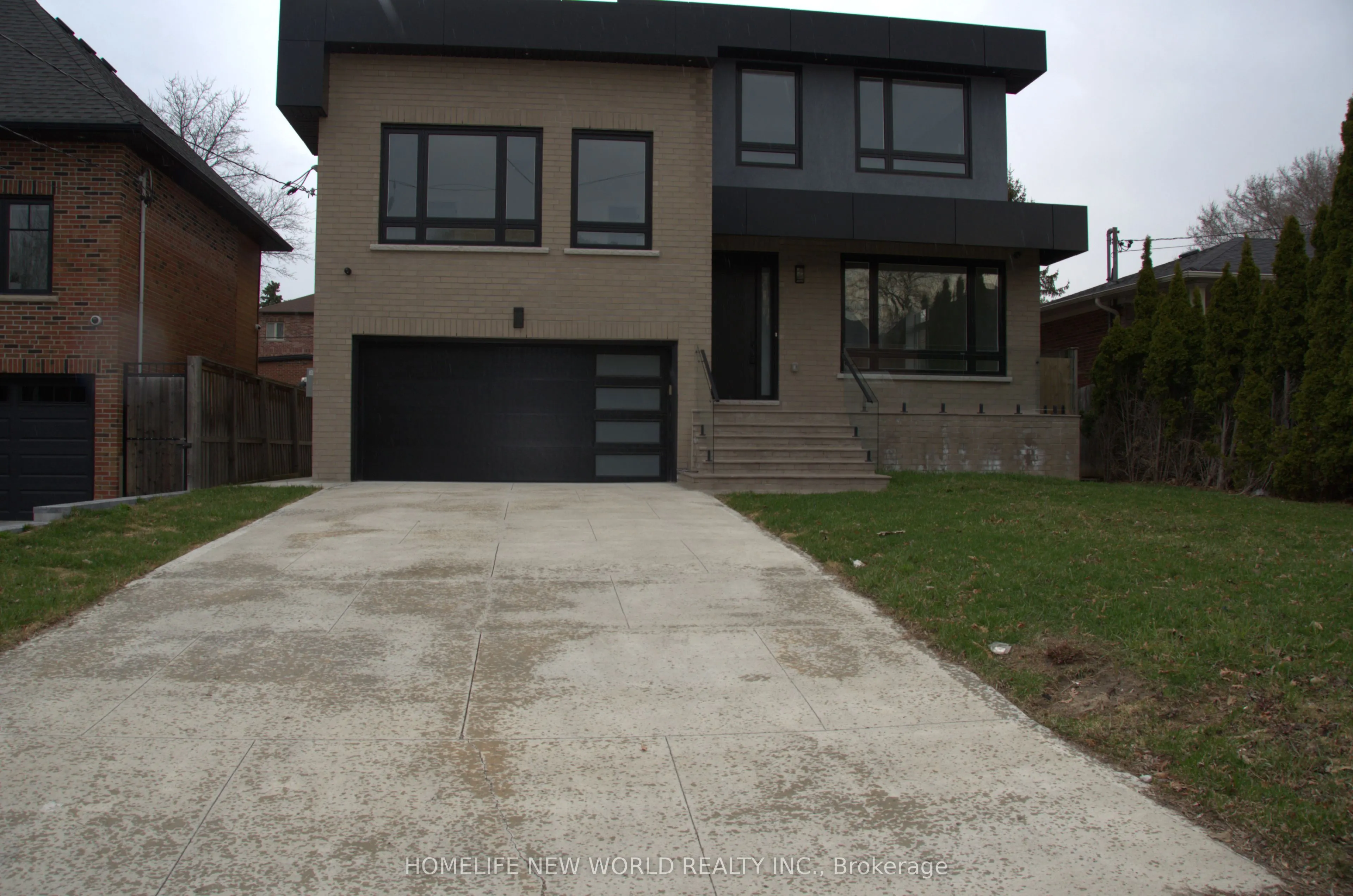 150 Viewmount Avenue