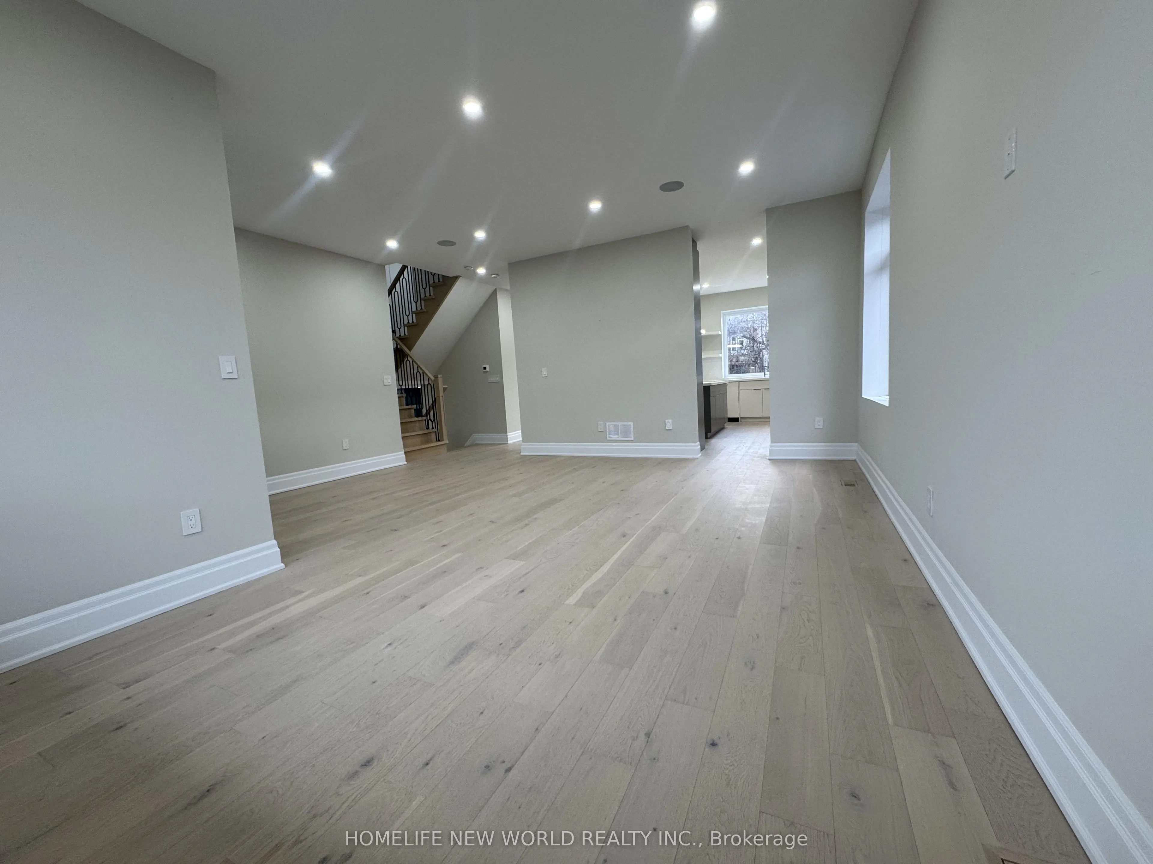 150 Viewmount Avenue