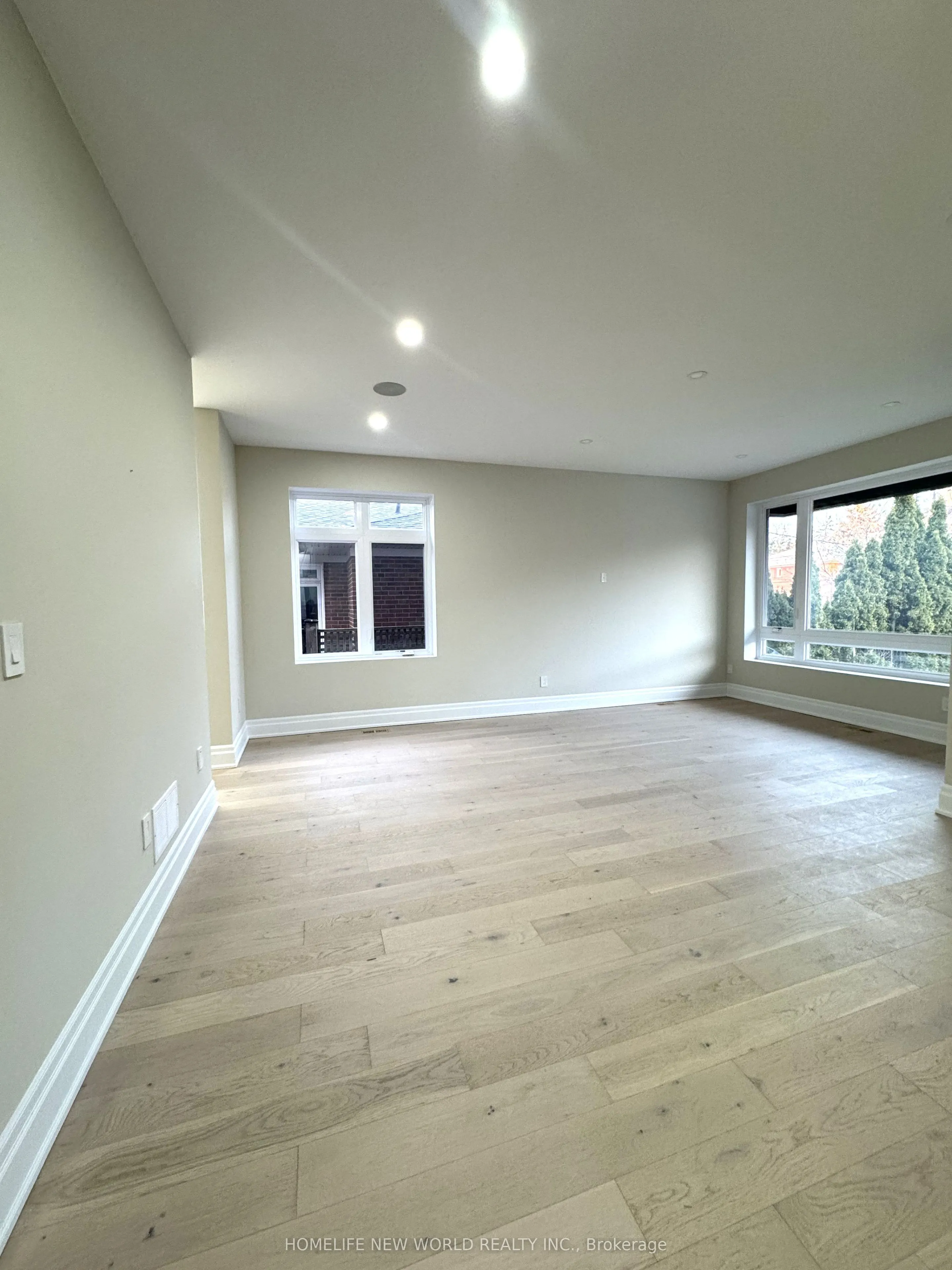 150 Viewmount Avenue
