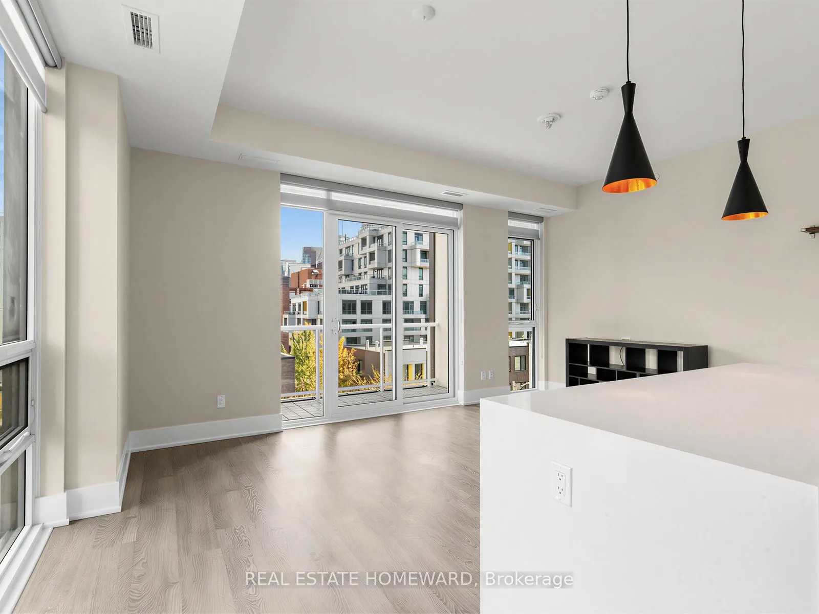80 Vanauley Street #406