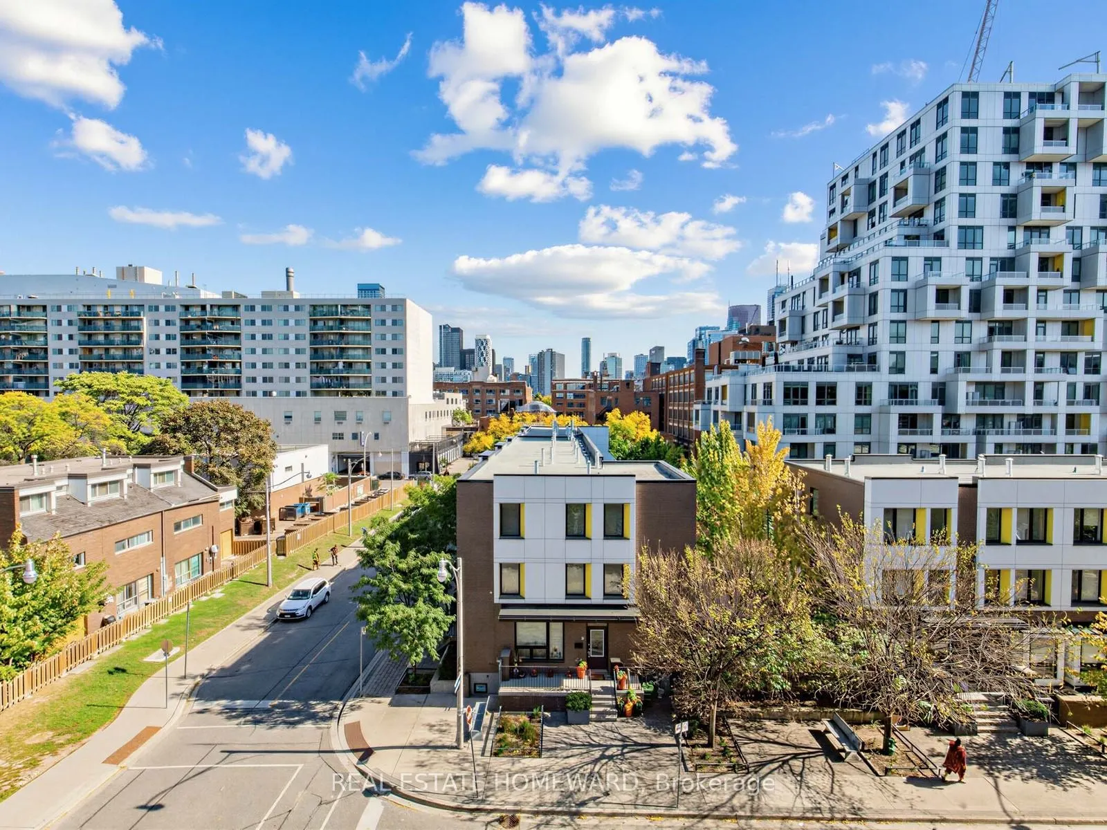 80 Vanauley Street #406