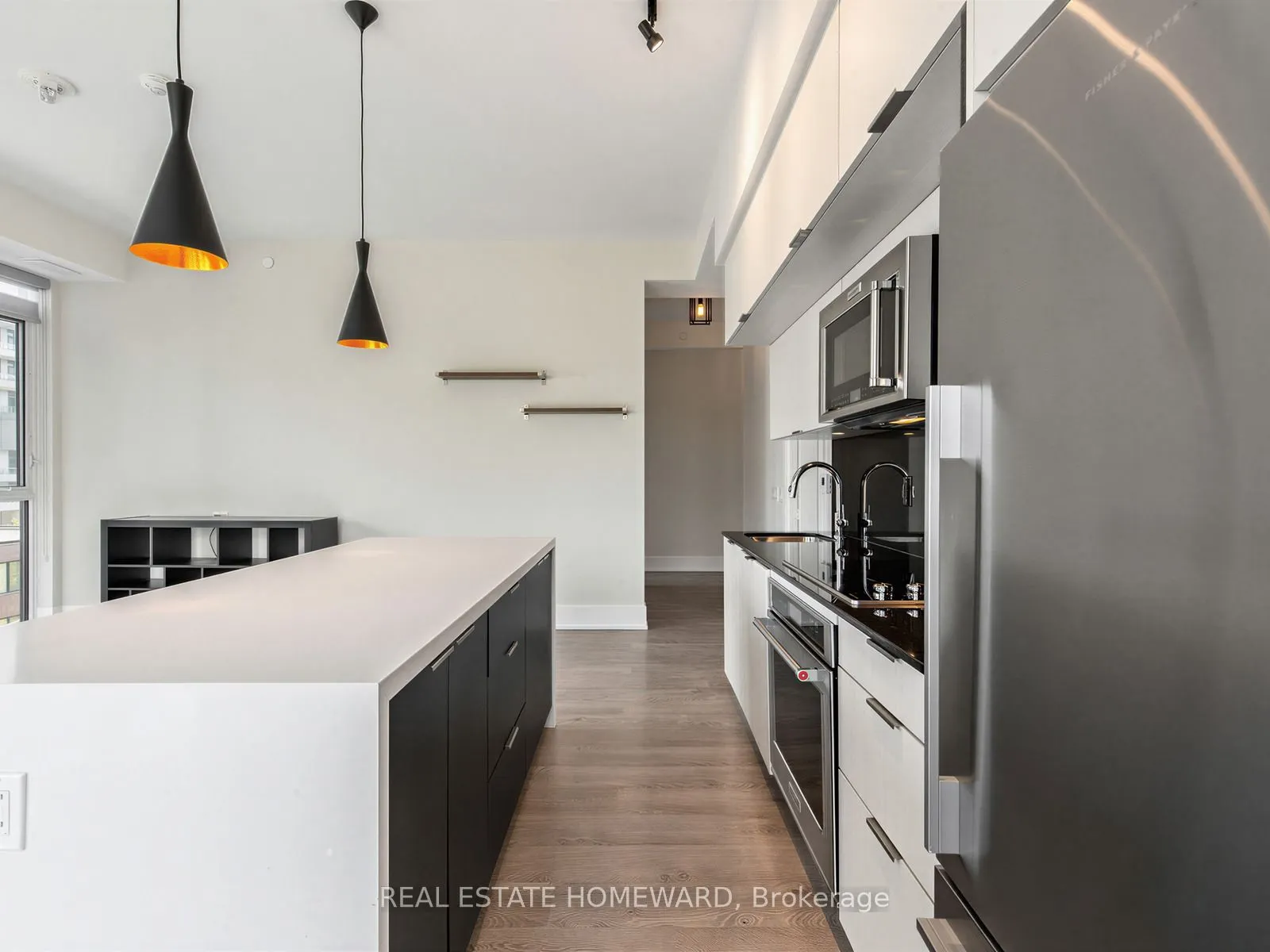 80 Vanauley Street #406