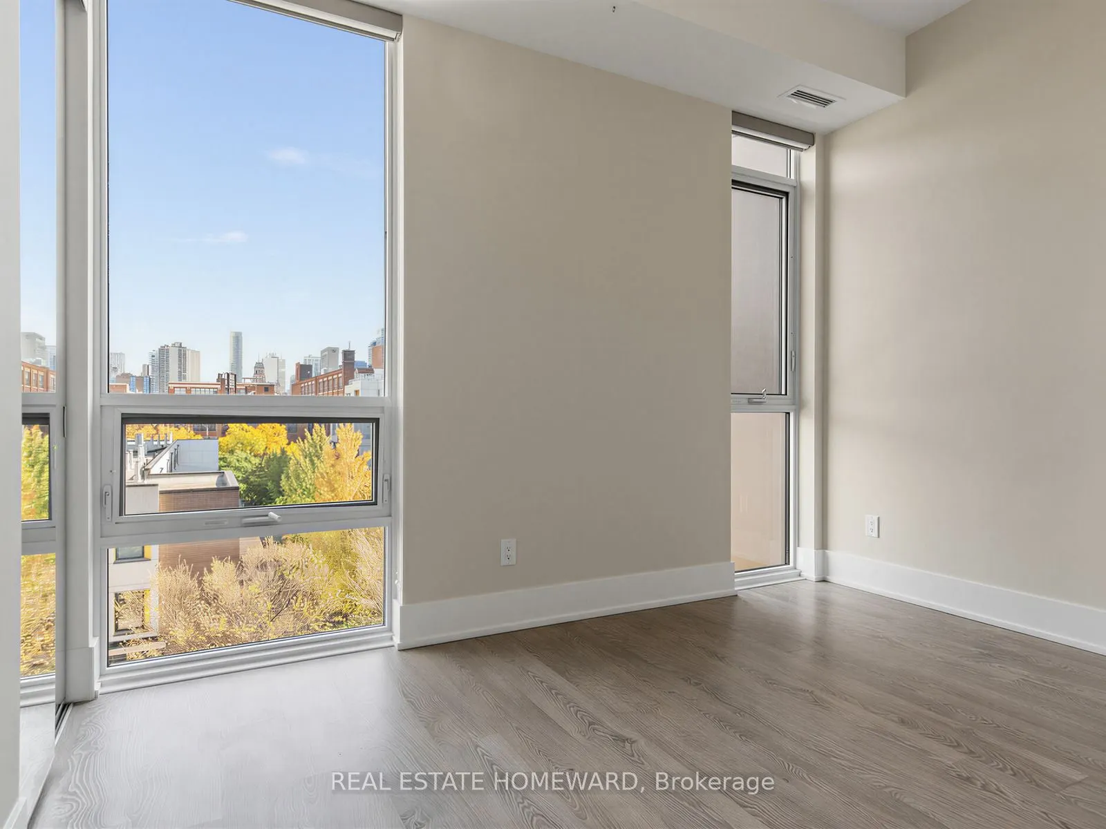 80 Vanauley Street #406