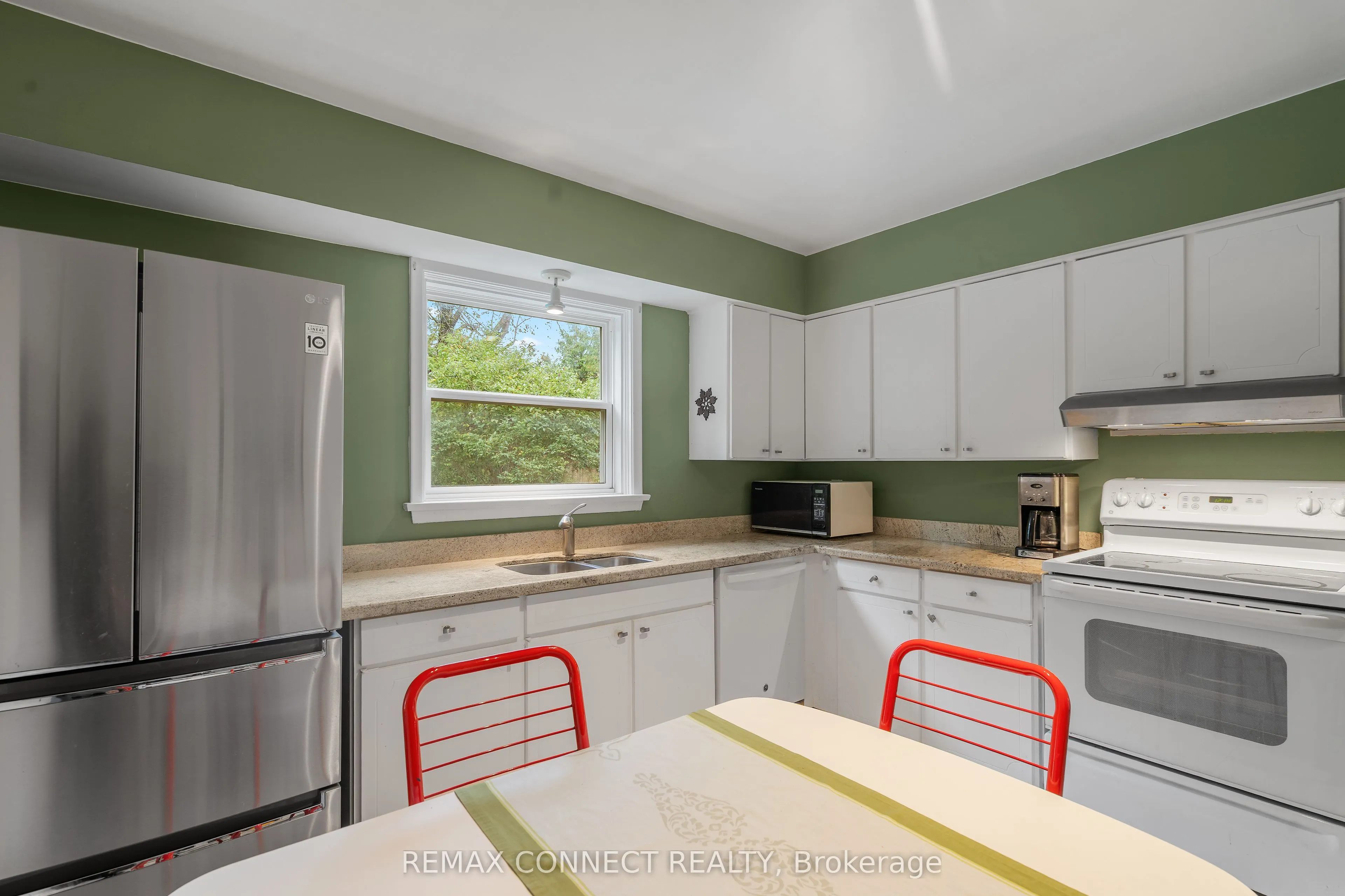 26 Averdon Crescent